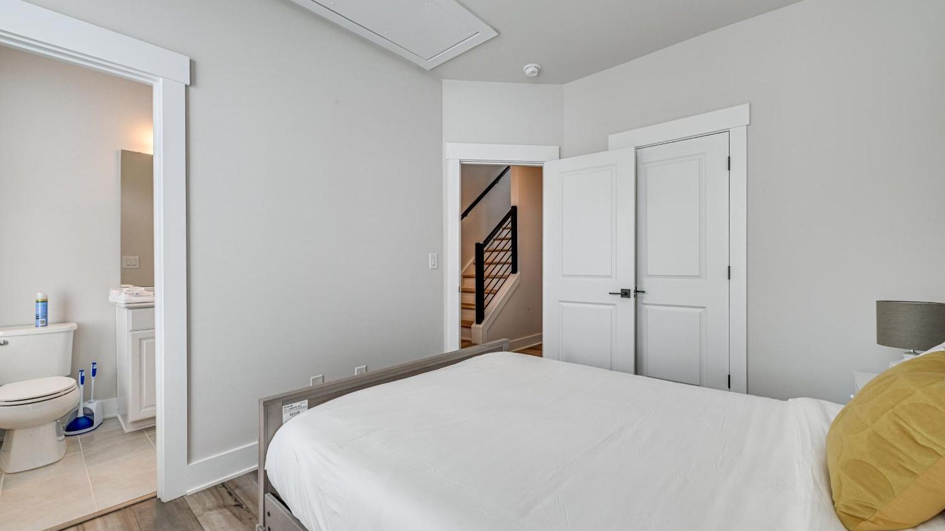 Walk To Music Factory: Townhome W/ Rooftop Deck! Holiday home Charlotte