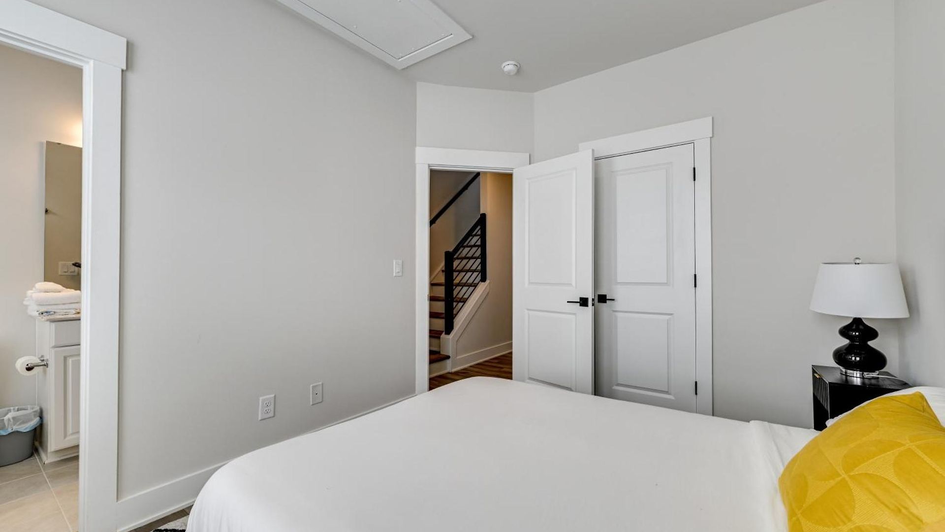 Holiday home 2 Mi To Uptown Charlotte: Family Townhome! Charlotte