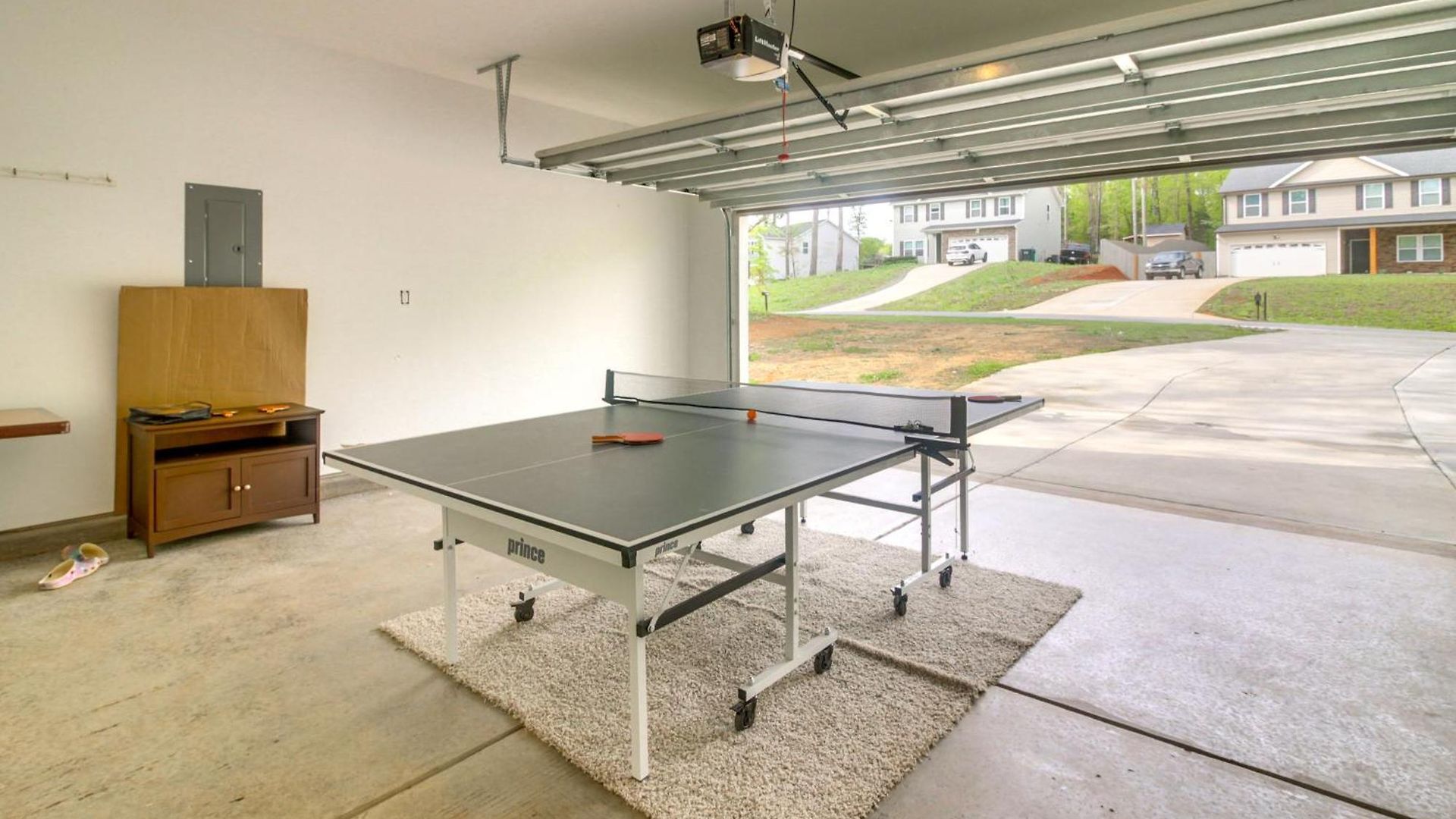 Holiday home & Play In Charlotte: Family W/ Deck Charlotte