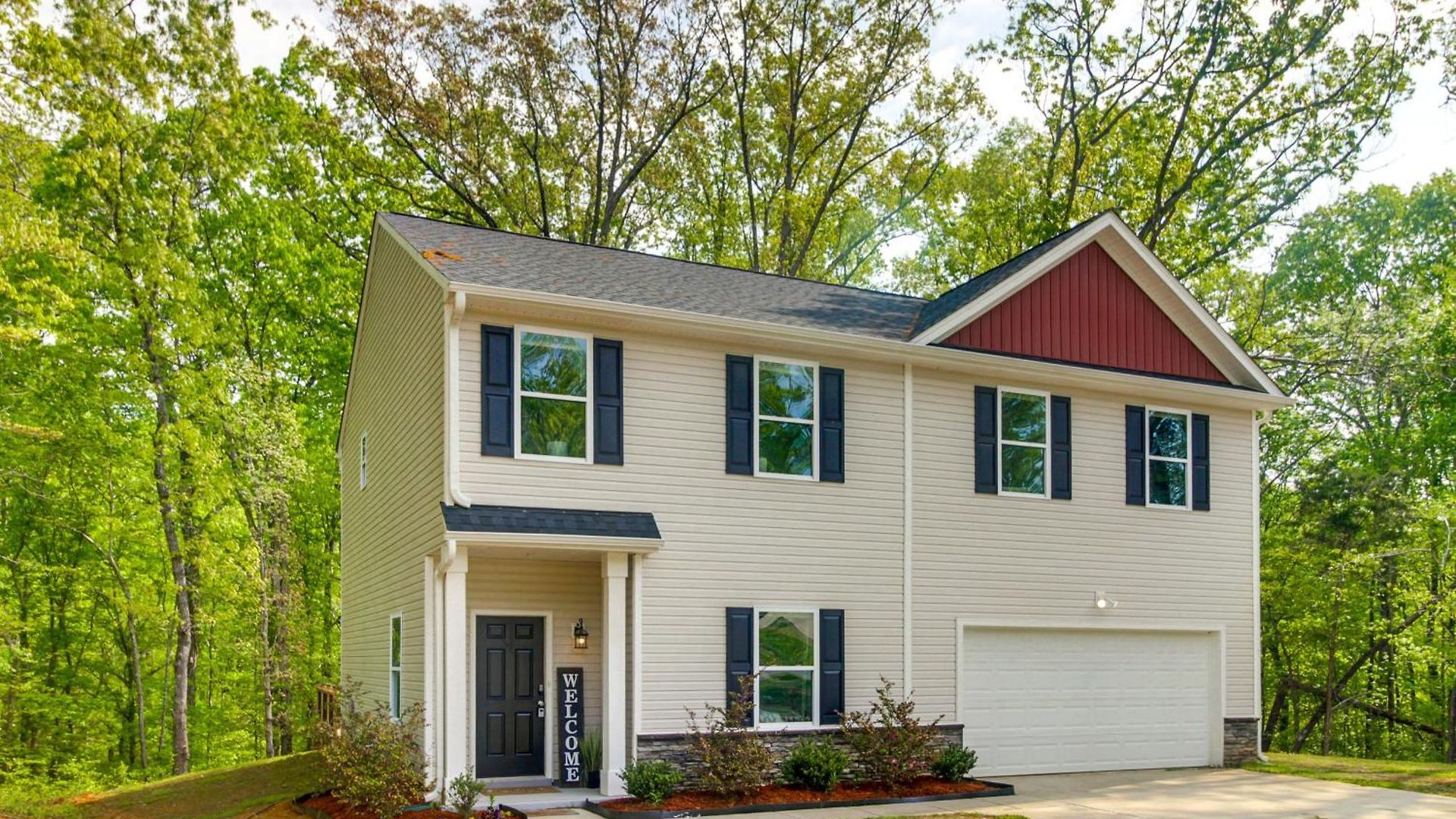Holiday home & Play In Charlotte: Family W/ Deck *