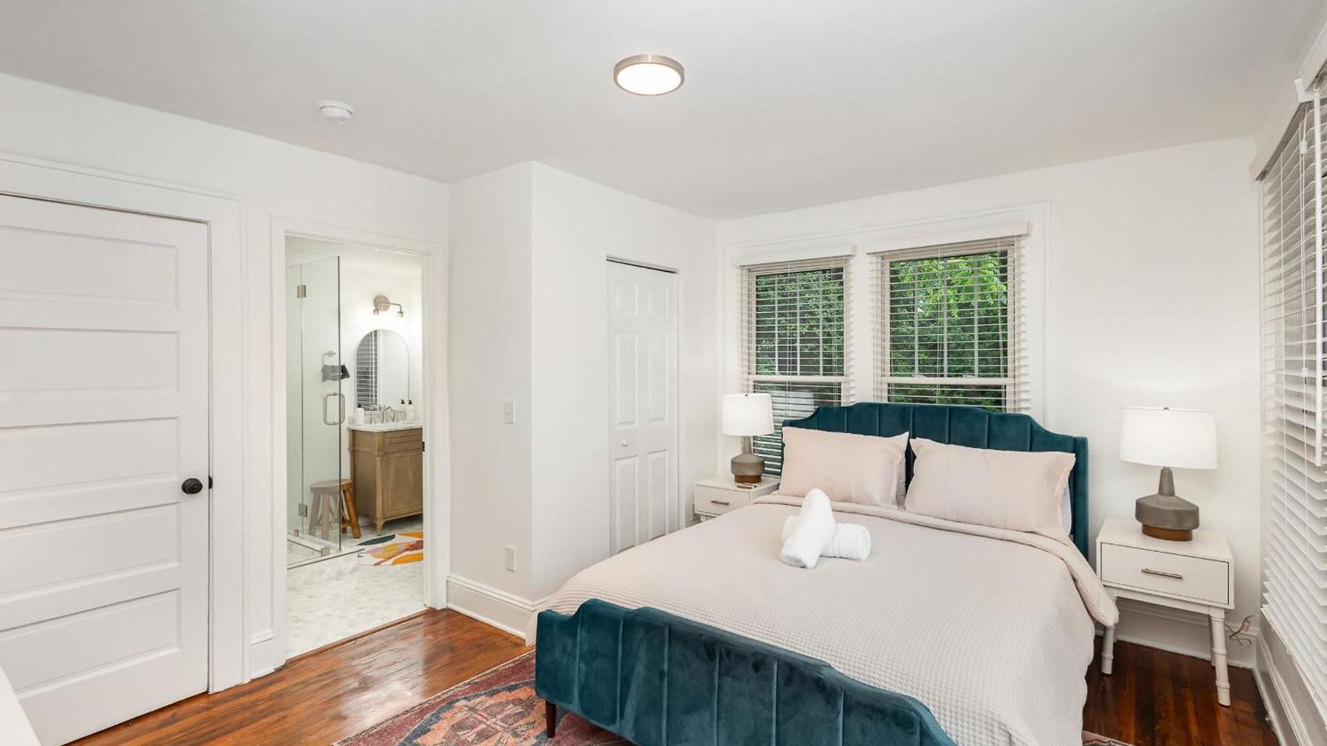 Holiday home Walkable Trendy Hideout For Foodies - 3br-2ba Charlotte