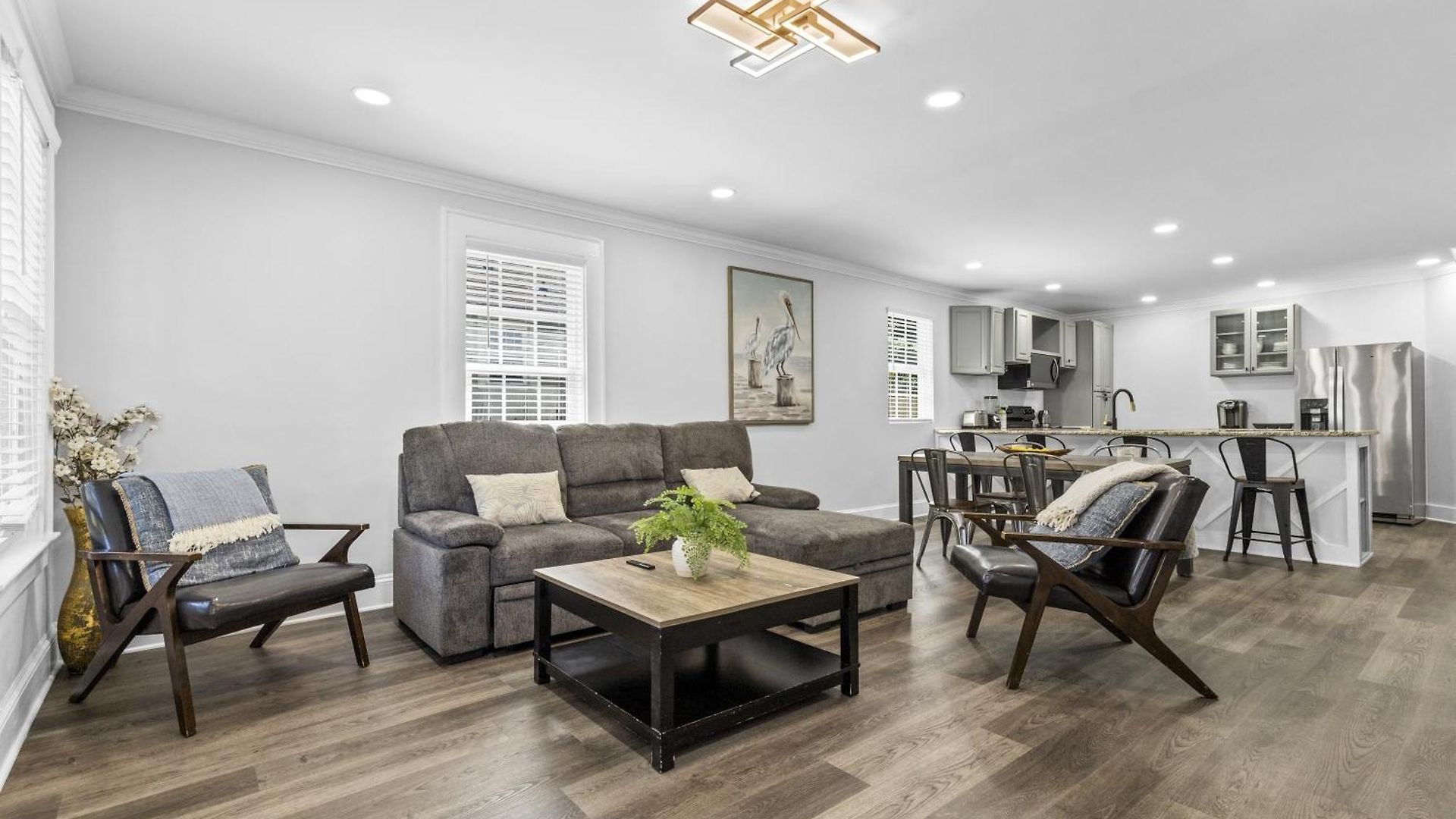4br Bright And Modern - Close To Everything Holiday home *