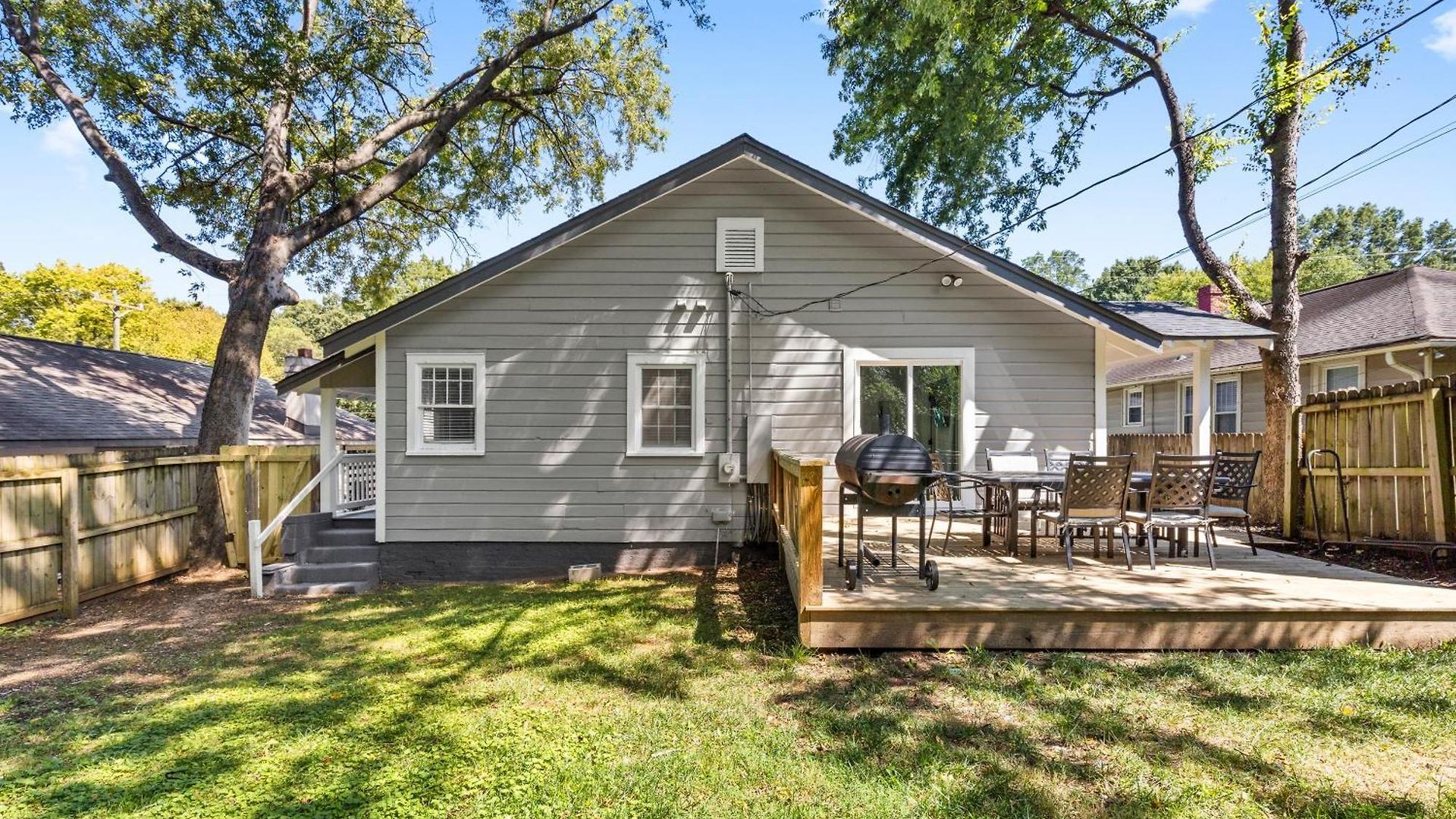 Holiday home 4br Bright And Modern - Close To Everything Charlotte