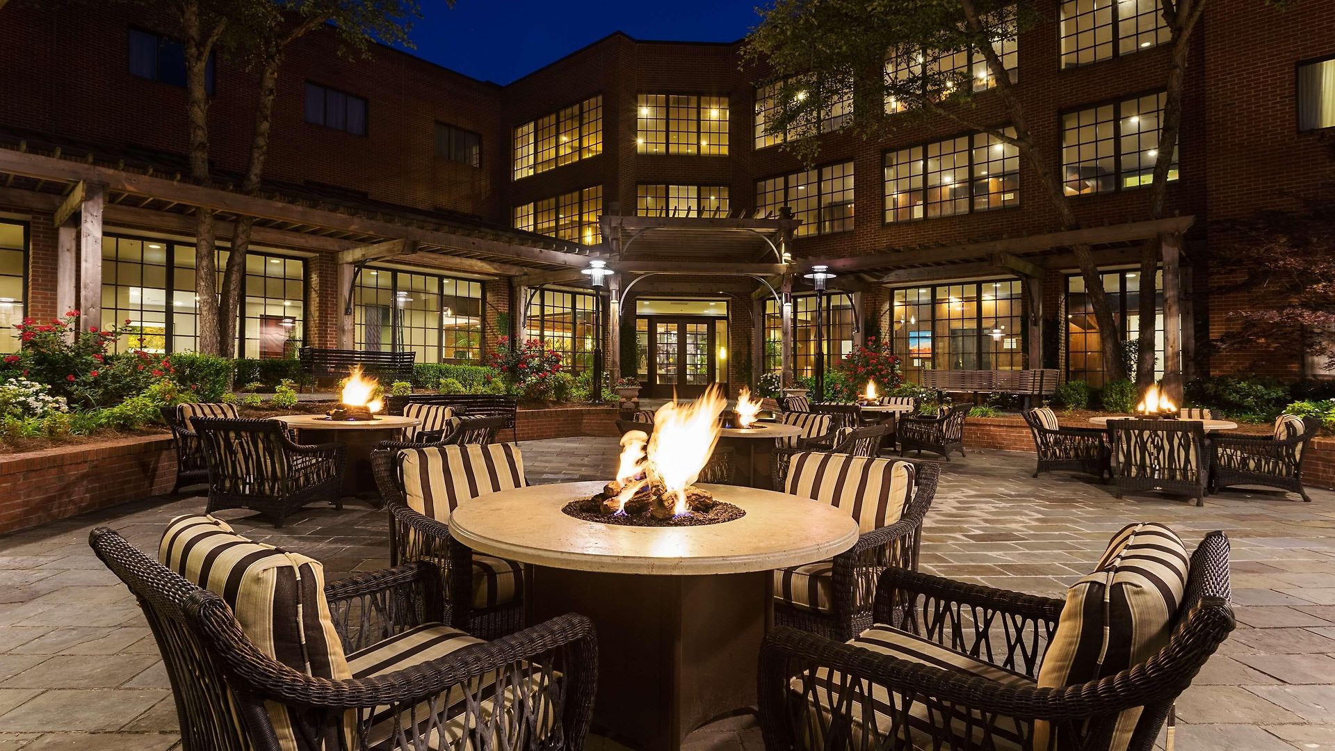 Hotel Doubletree By Hilton Charlotte/southpark 3*