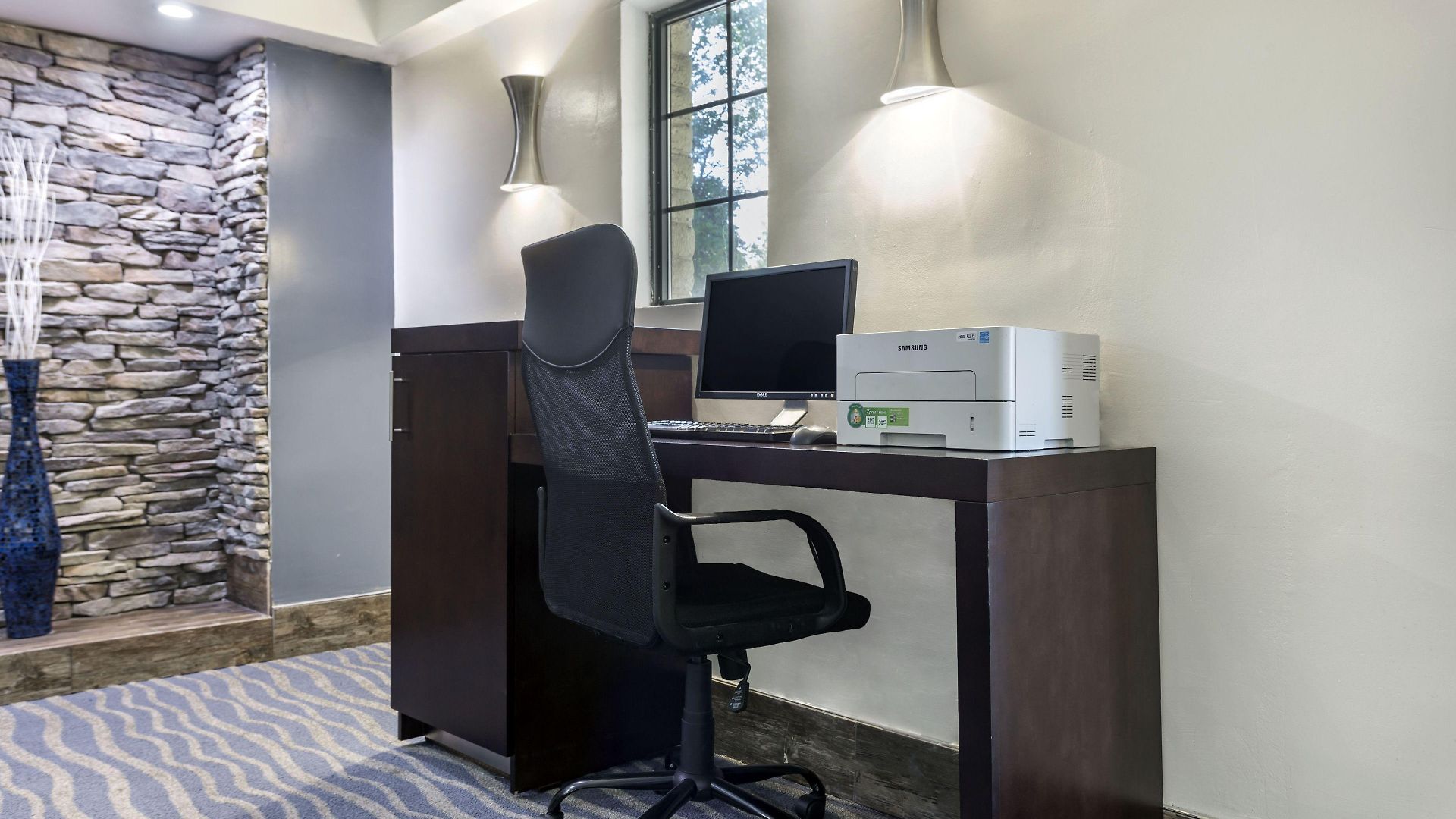 Hotel Quality & Airport 3*