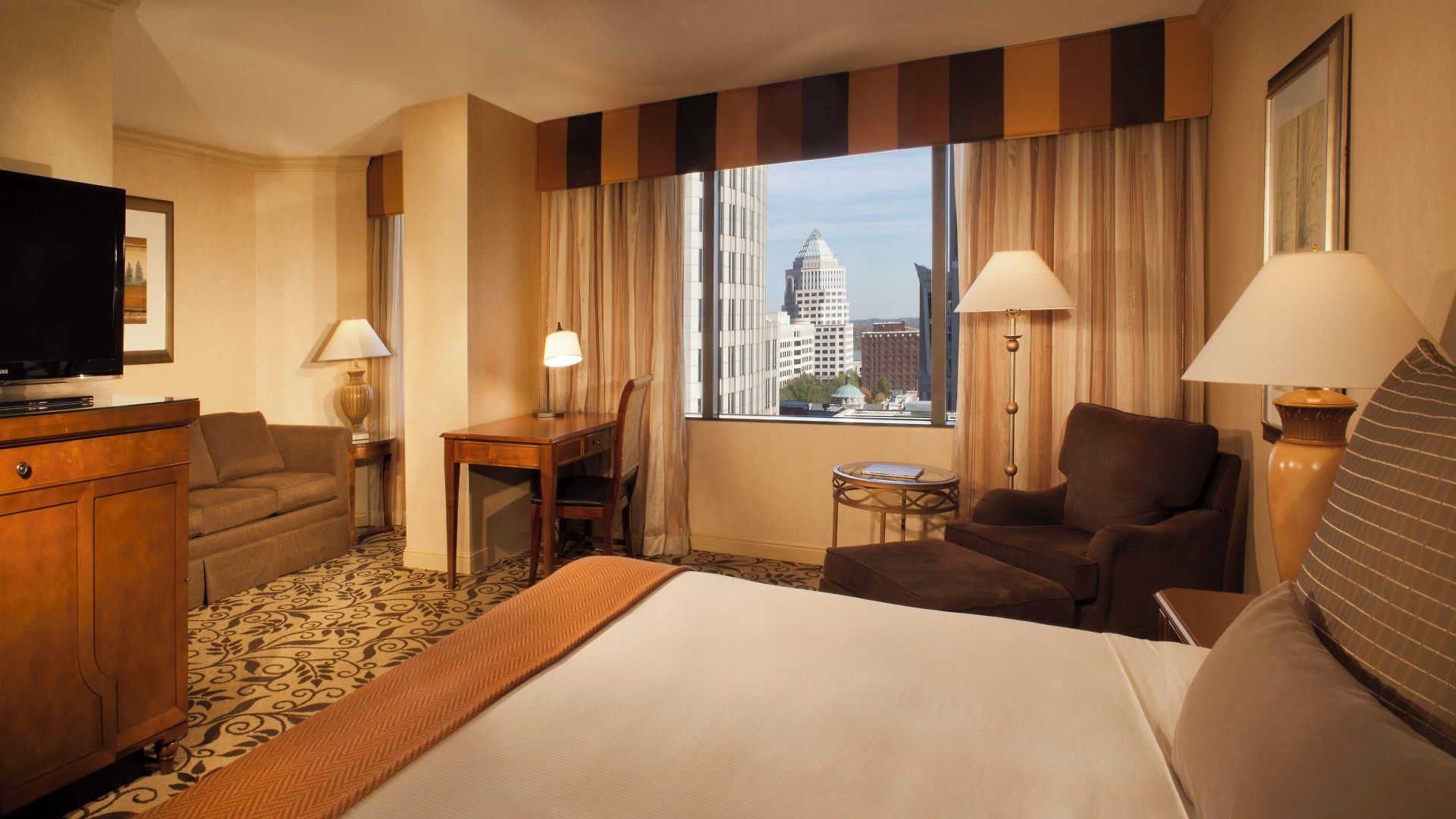 Omni 4* Charlotte