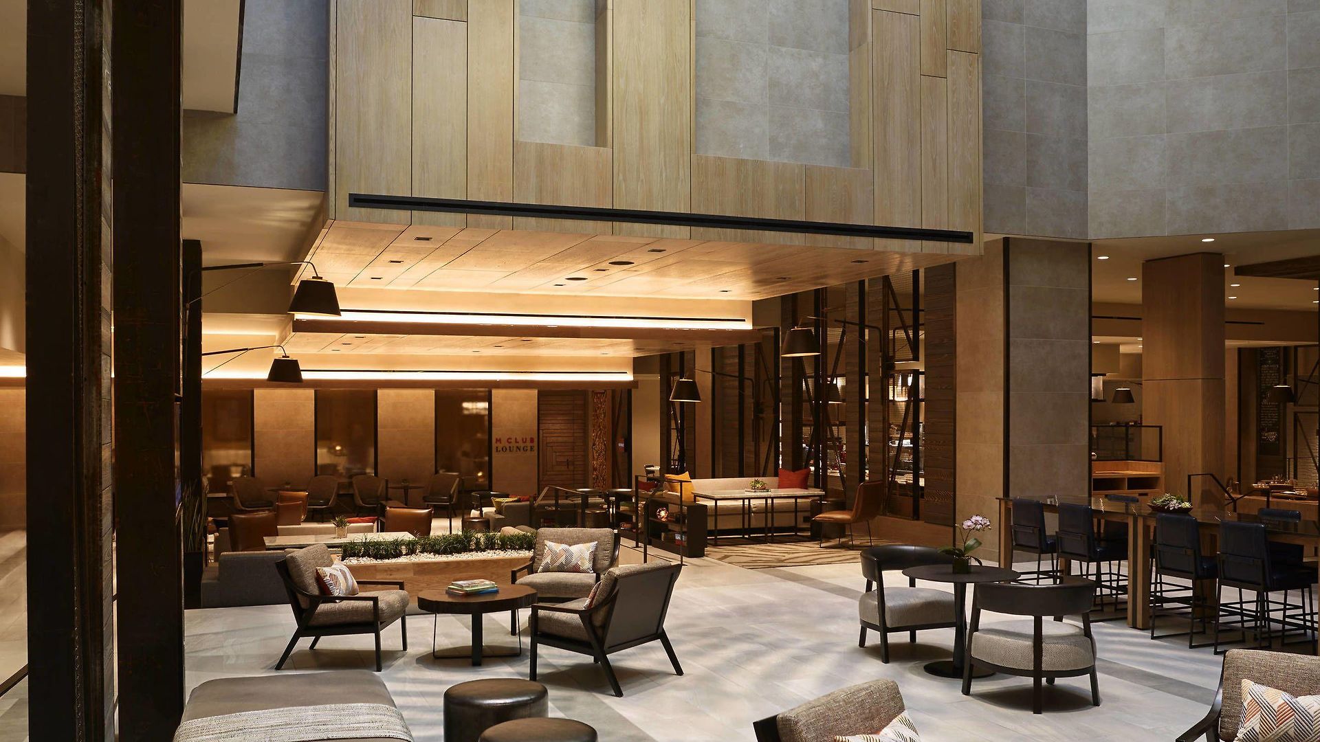 Marriott Center Hotel 4*