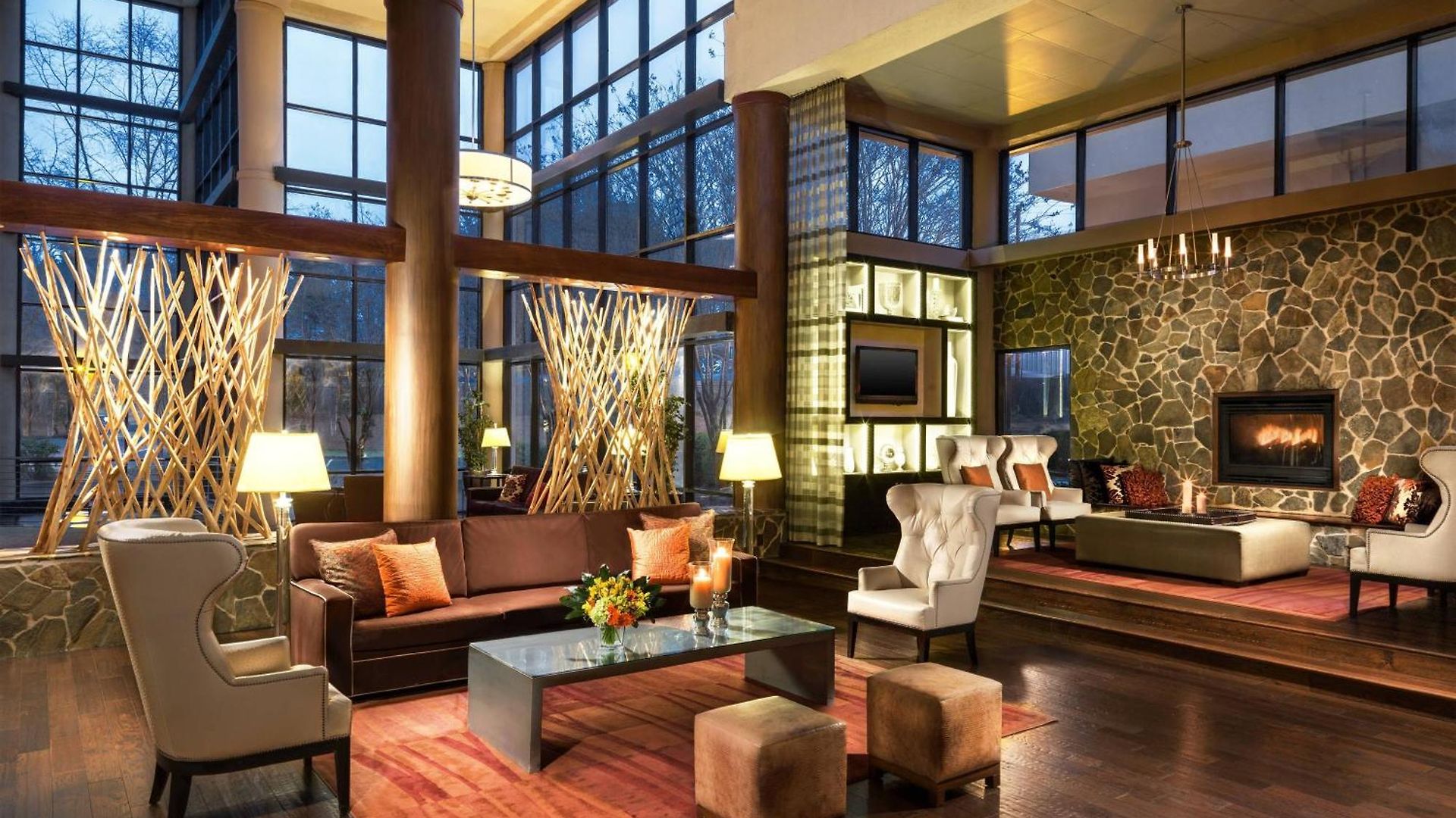 Sheraton Airport 4*