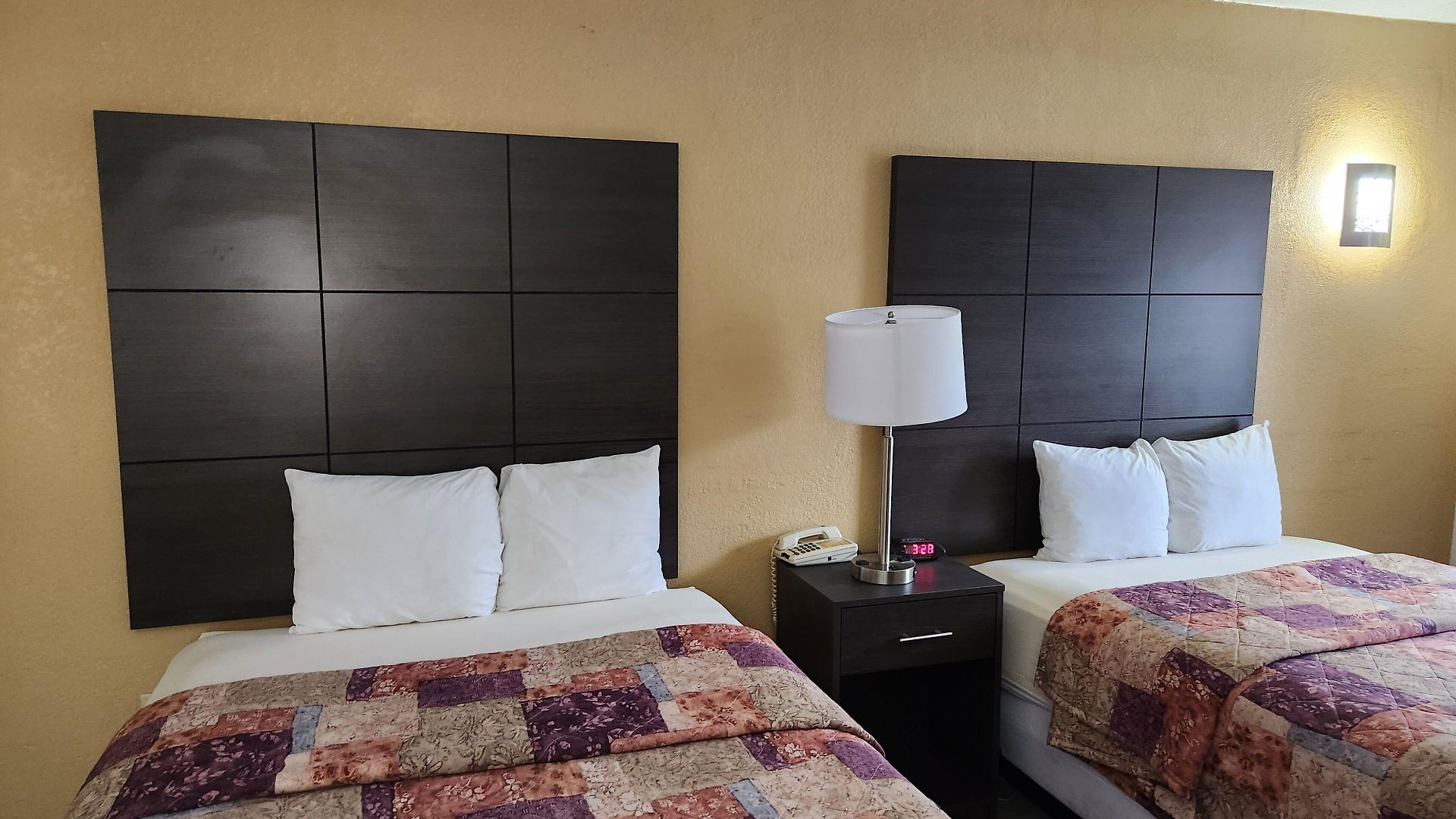 Motel Days By Wyndham Northlake