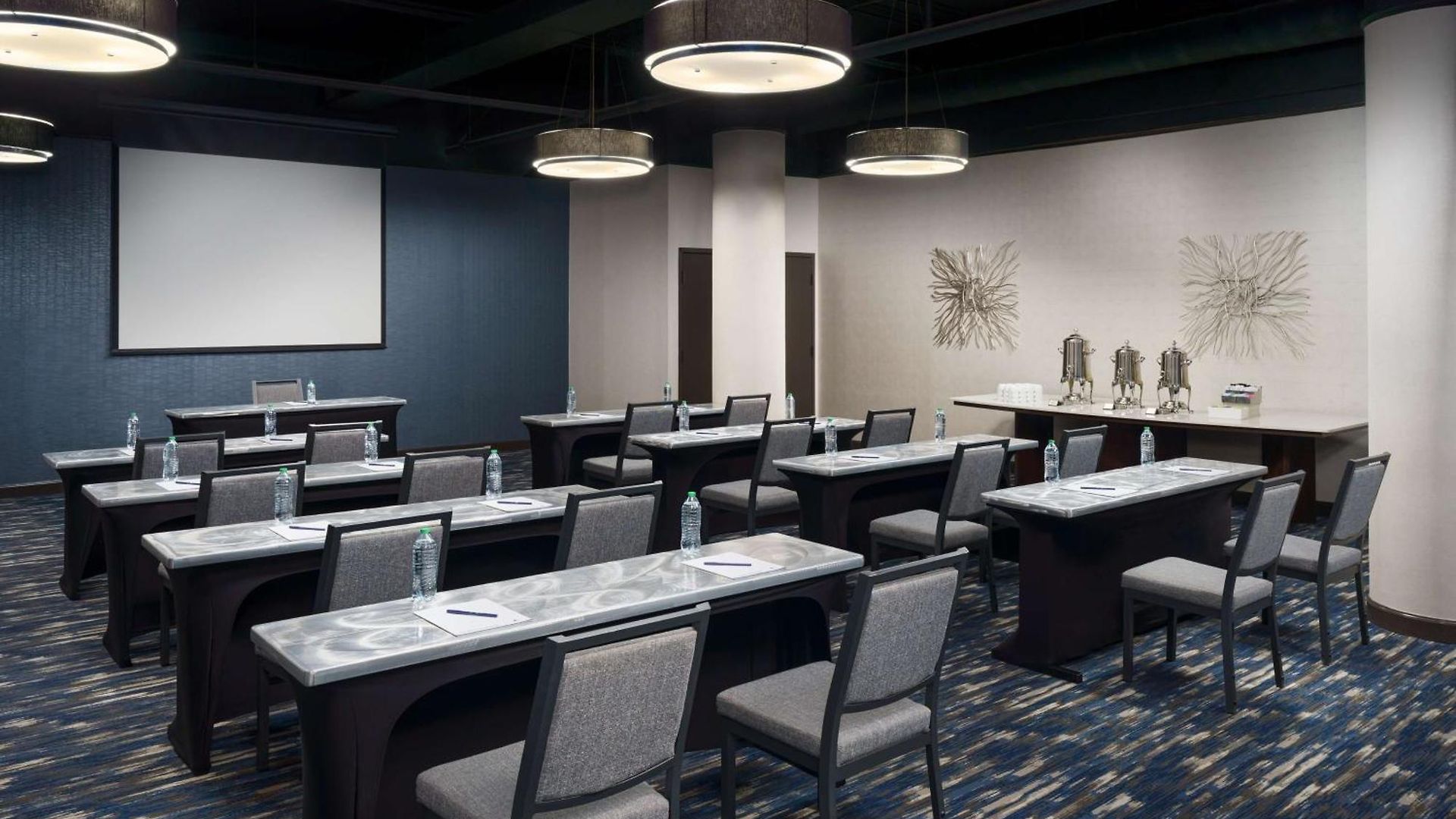 Doubletree By Hilton Center Charlotte