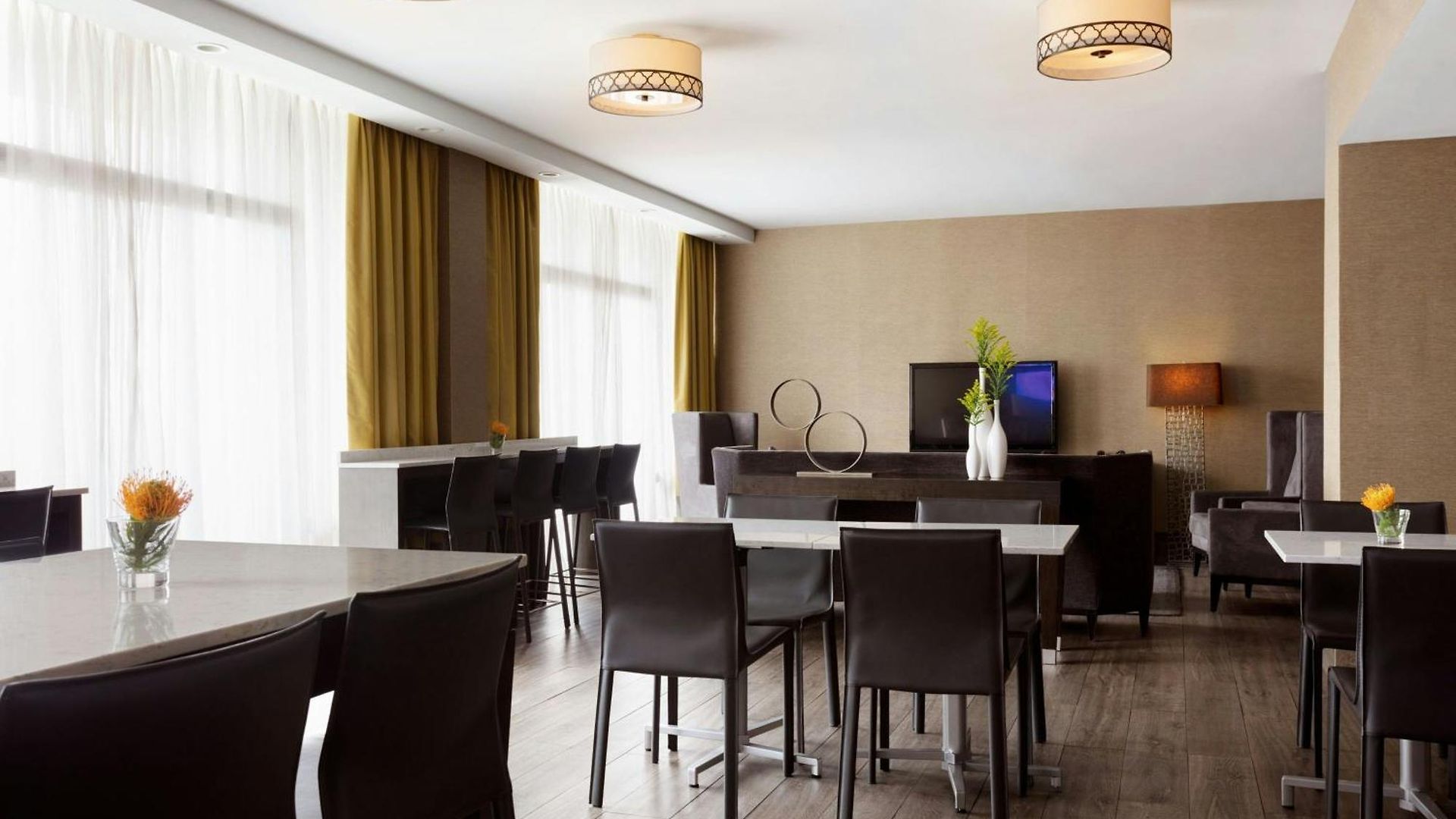 Sheraton Hotel 4*