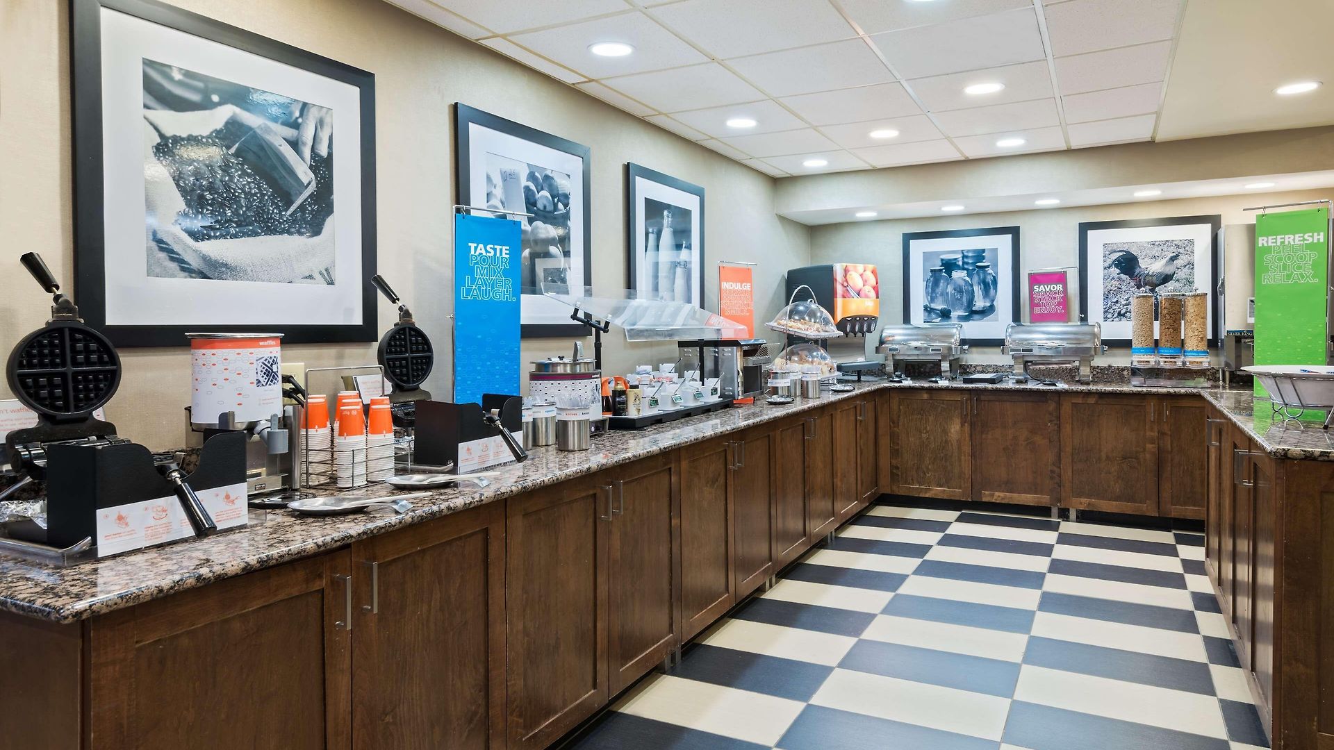 Hampton Place Hotel 3*