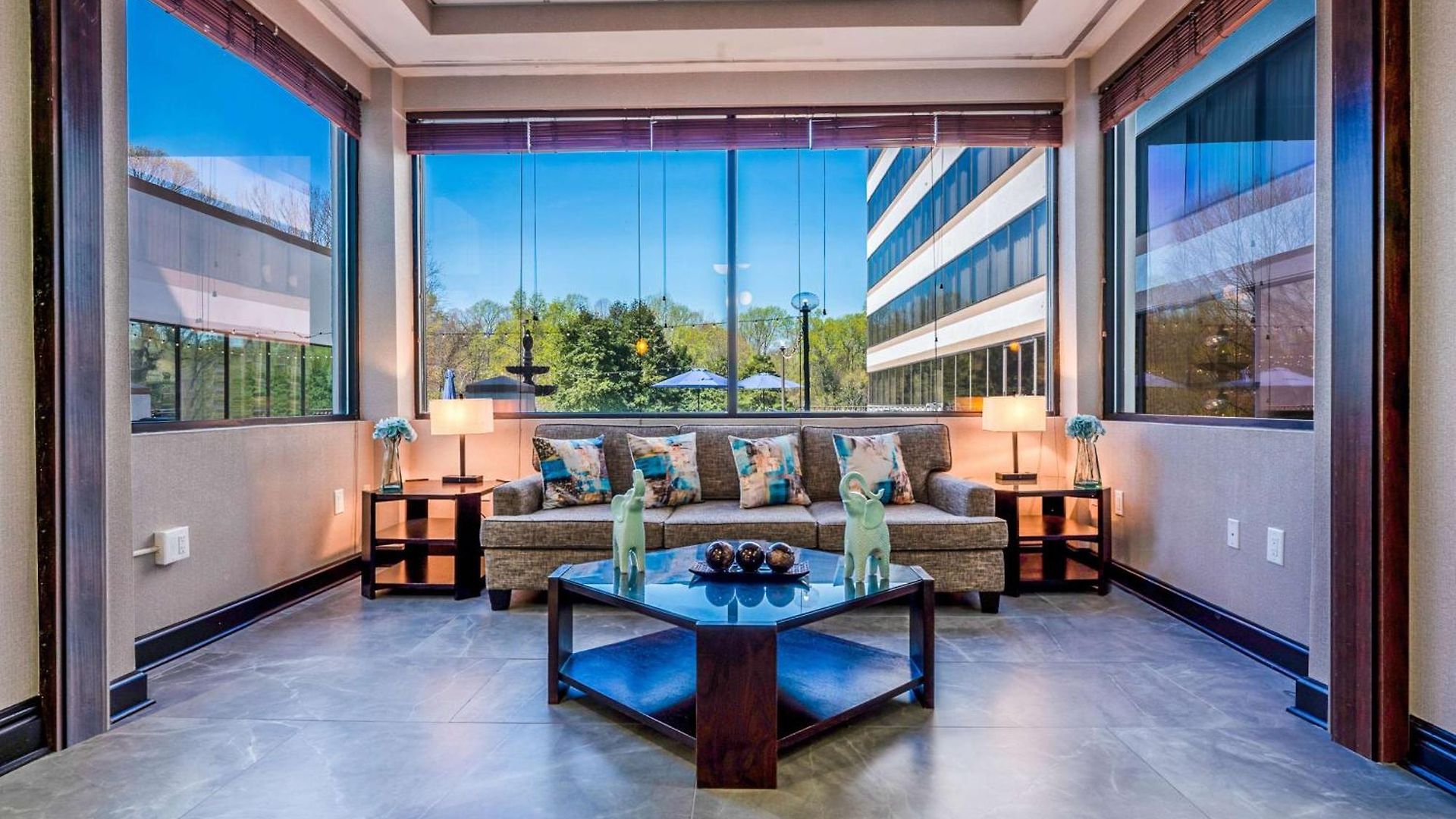 Hotel Doubletree By Hilton South Tyvola Charlotte