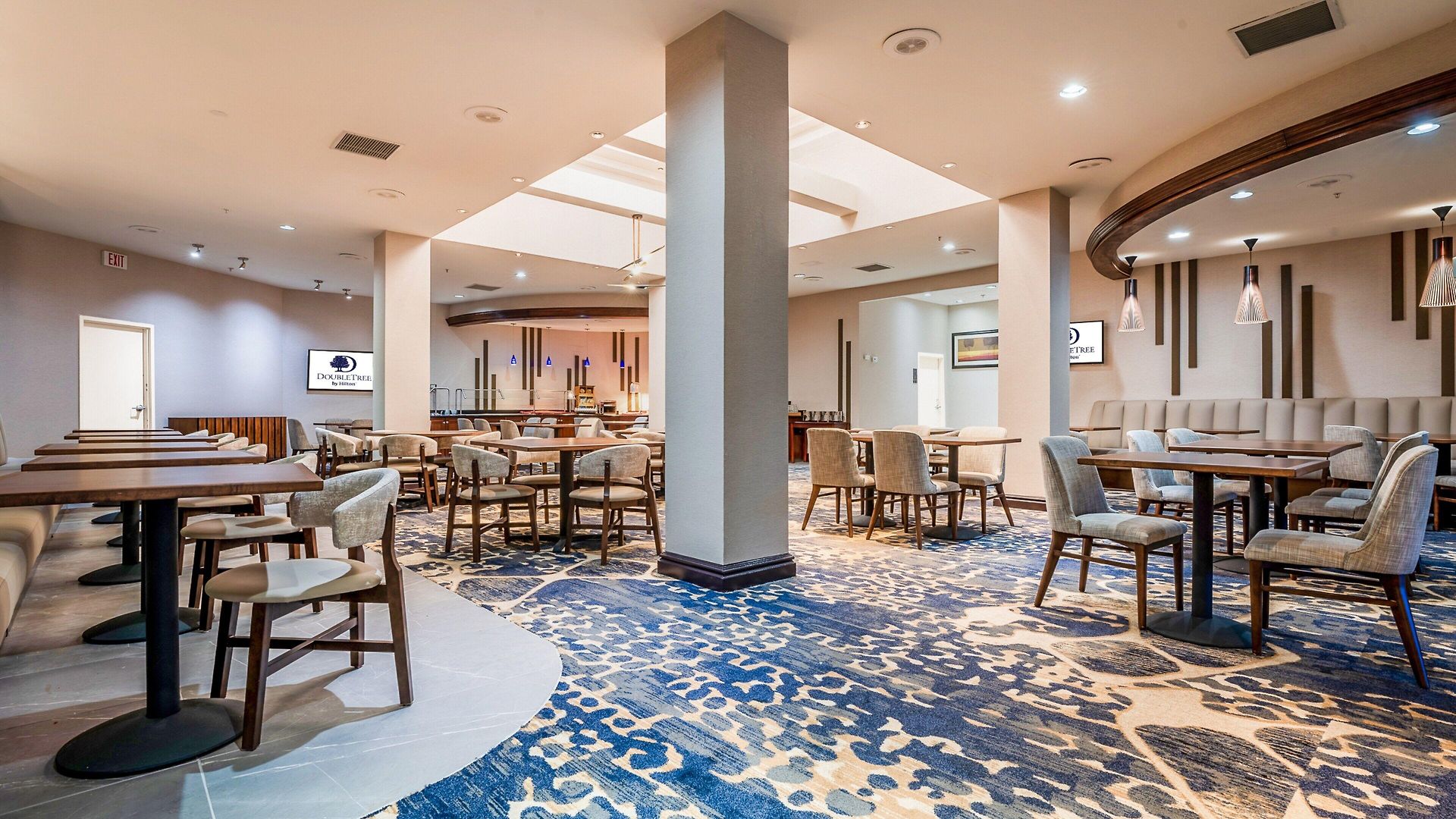 Hotel Doubletree By Hilton South Tyvola