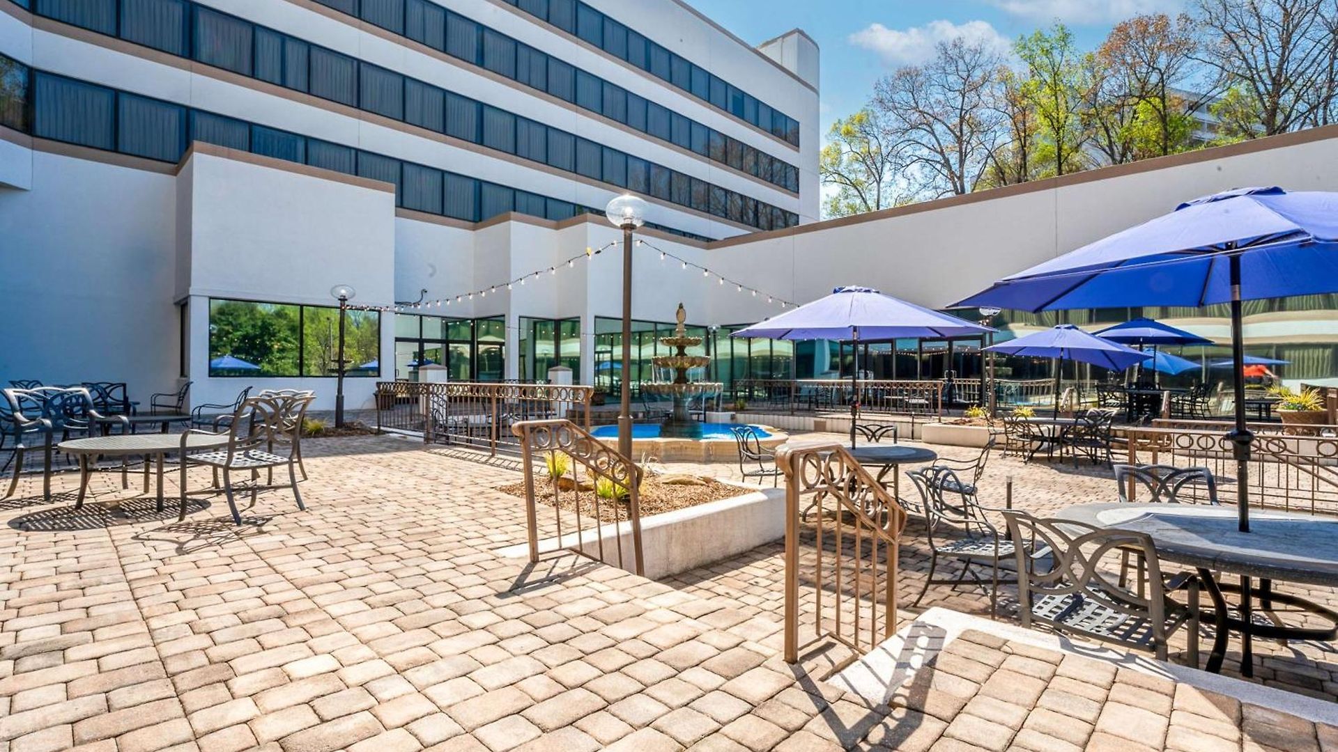 Doubletree By Hilton South Tyvola Hotel 4*