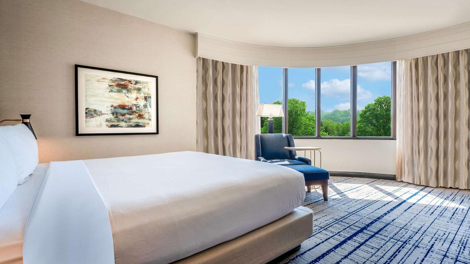 Doubletree By Hilton South Tyvola