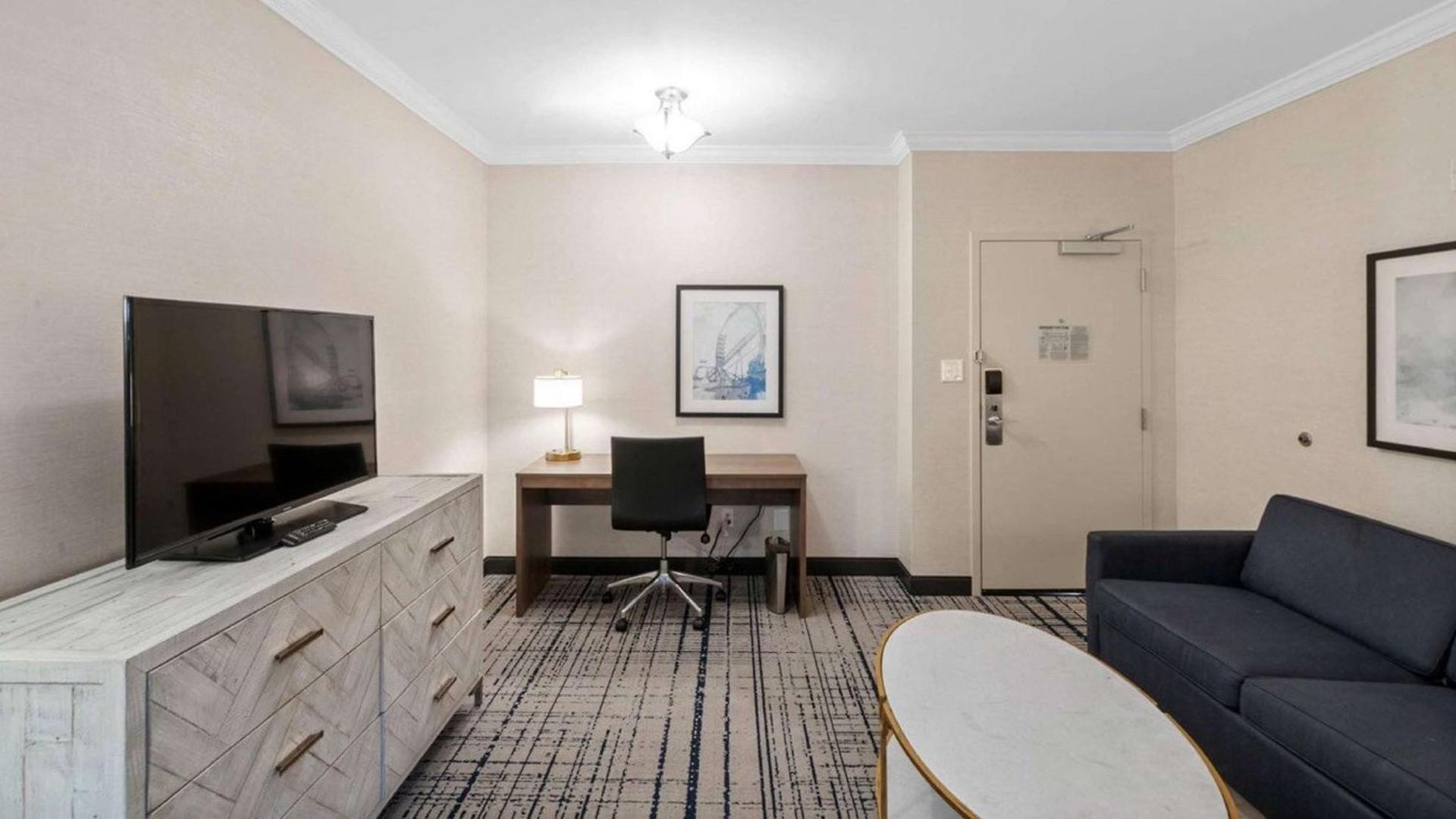 Hotel Doubletree By Hilton South Tyvola