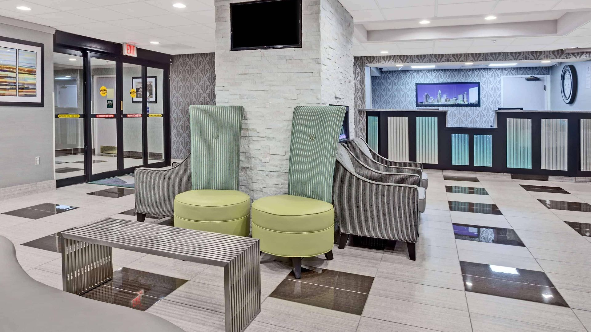 Wyndham Garden Airport Southeast Hotel 3*