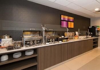 By Marriott Piper Glen Charlotte