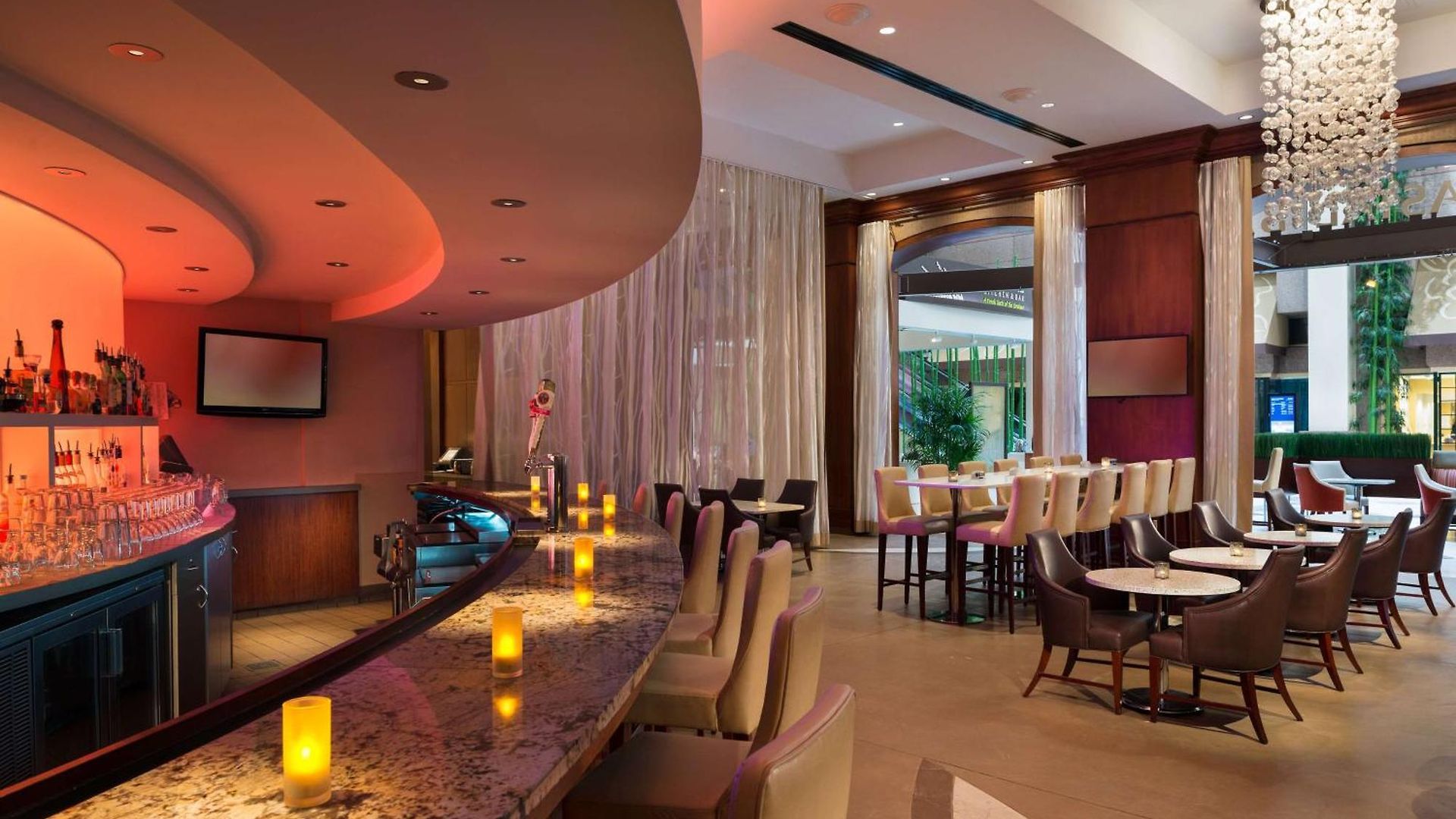 Hilton Uptown 4*