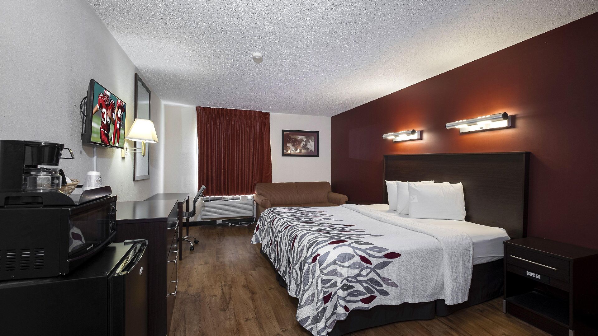 Red Roof - Motel 2*