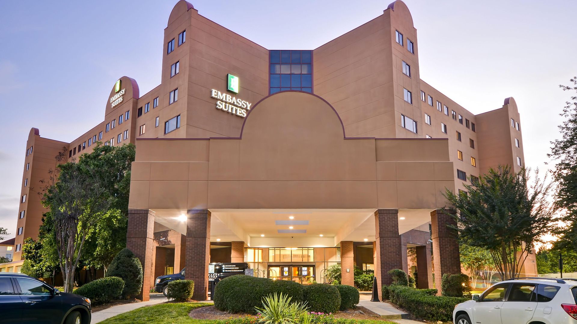 Embassy Hotel Charlotte