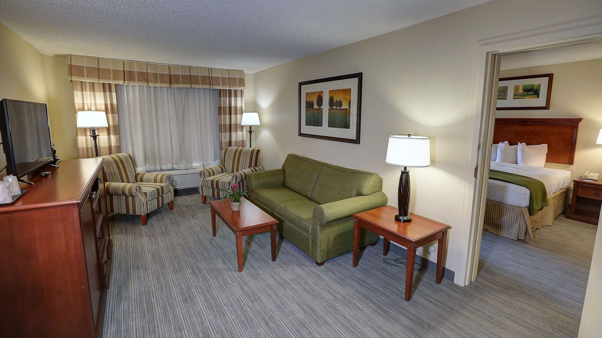 Hotel Country & By Radisson, I-85 Airport, Nc Charlotte