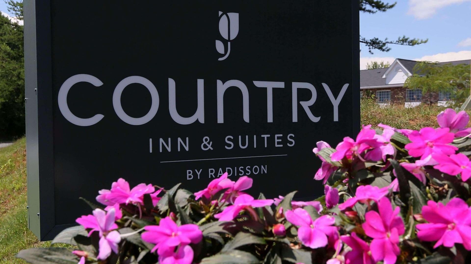 Hotel Country & By Radisson, I-85 Airport, Nc Charlotte