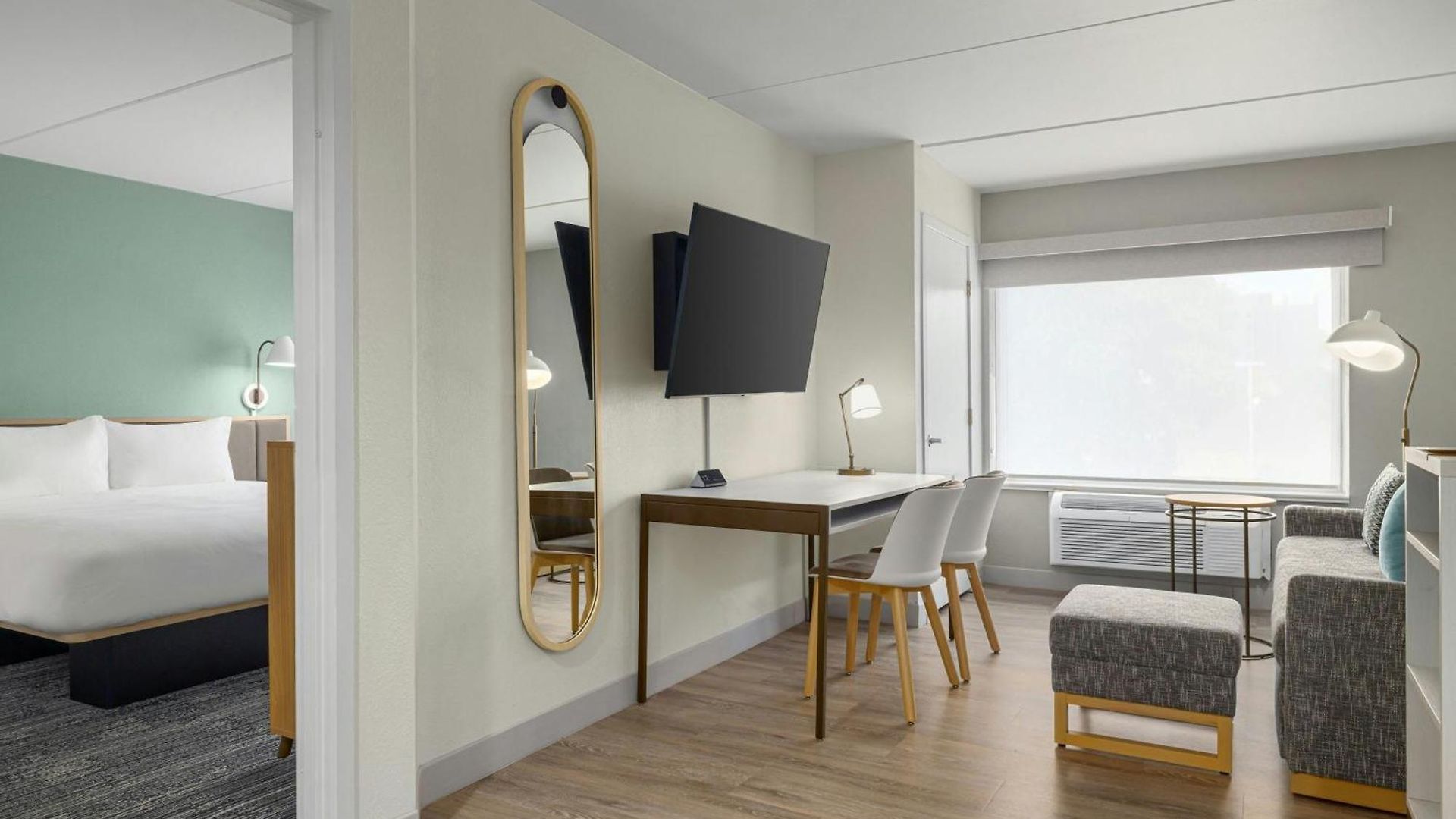 Hotel Towneplace By Marriott Loso Airport