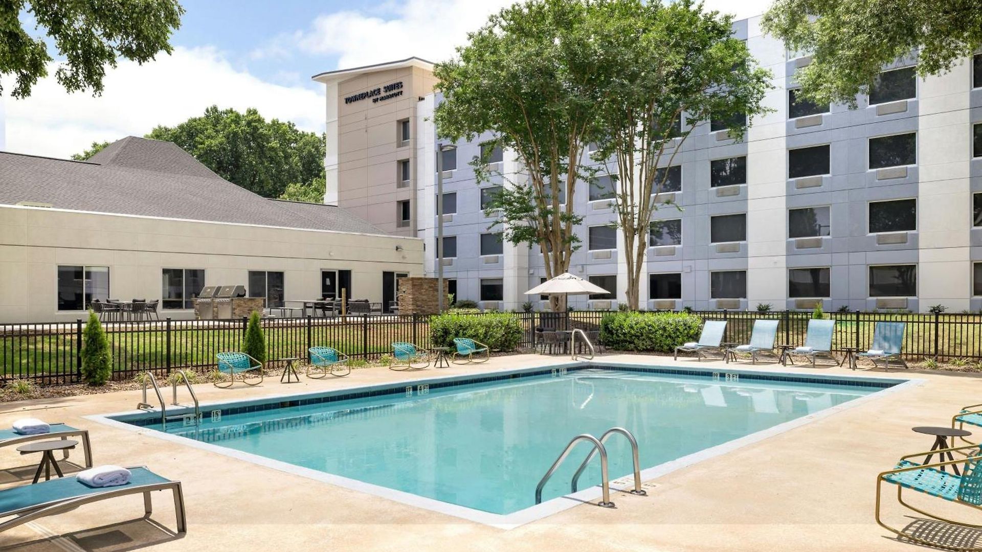Towneplace By Marriott Loso Airport Hotel 3*