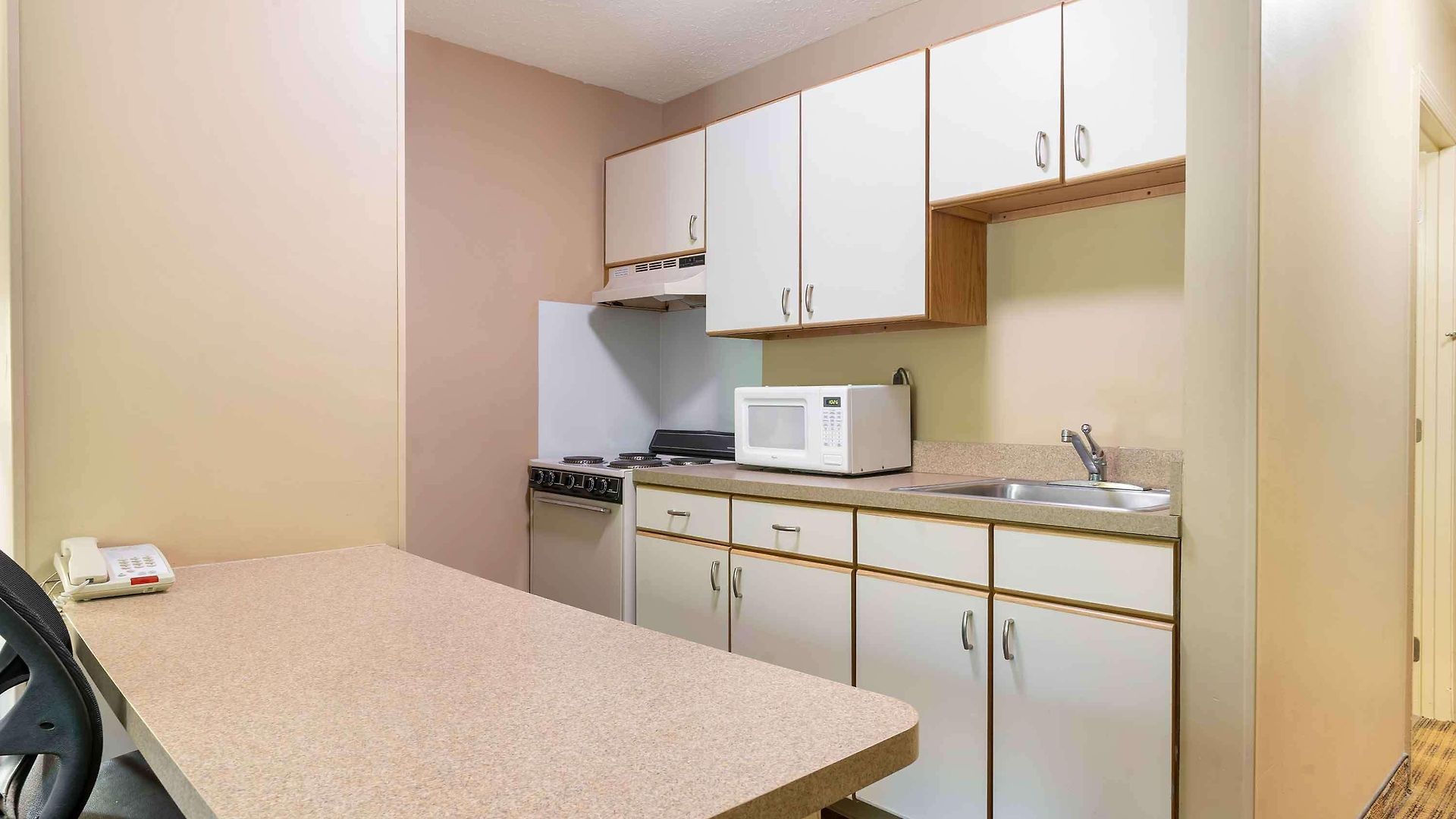 6 Charlotte, Nc - Tyvola Rd Executive Park 2*