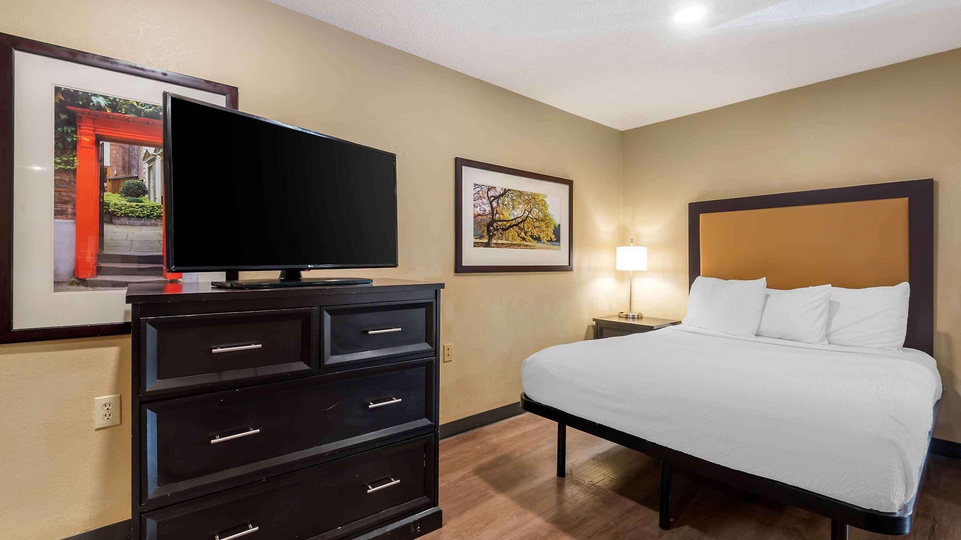 6 Charlotte, Nc - Tyvola Rd Executive Park