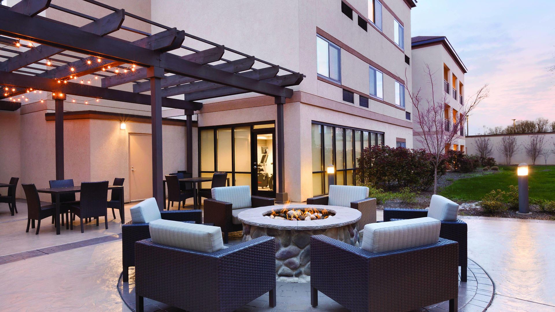 Courtyard Airport North Hotel Charlotte