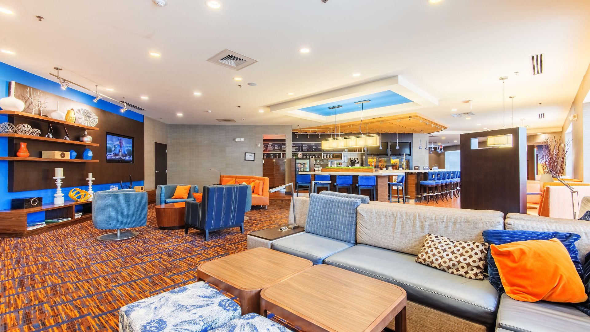 Courtyard By Marriott Airport Loso Hotel
