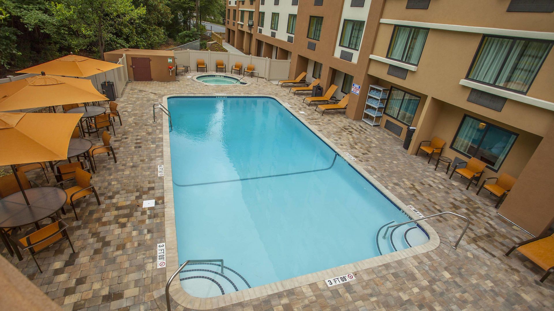 Hotel Courtyard By Marriott Airport Loso Charlotte
