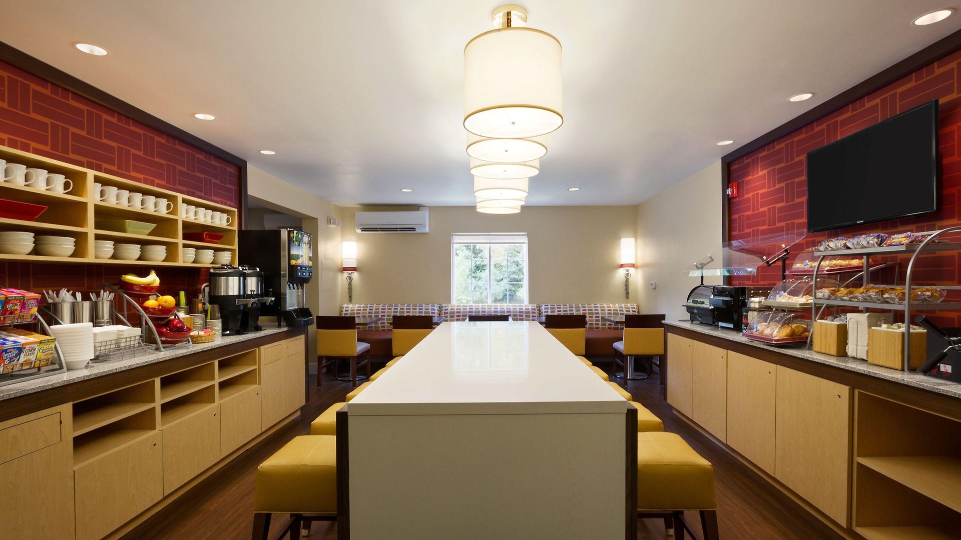 Mainstay - Executive Park 3*
