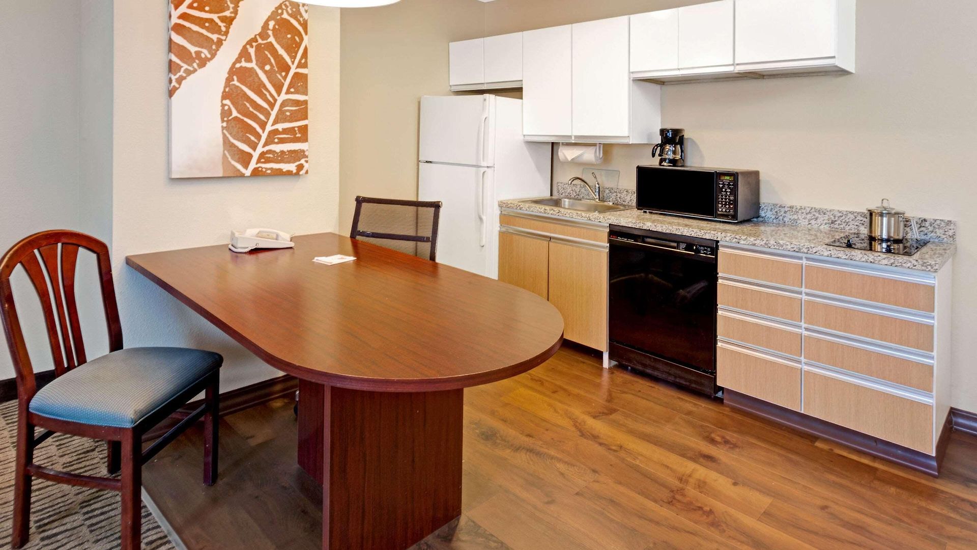 Mainstay - Executive Park Hotel Charlotte