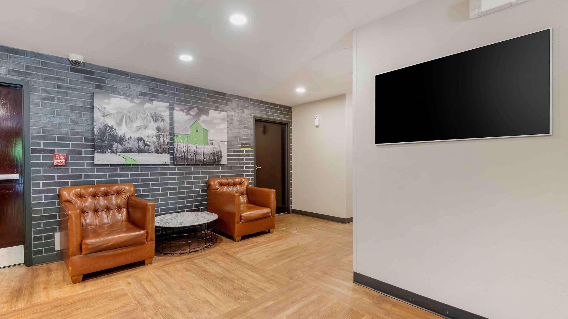 Extended Stay America Select Suites - Charlotte - University Place Hotel