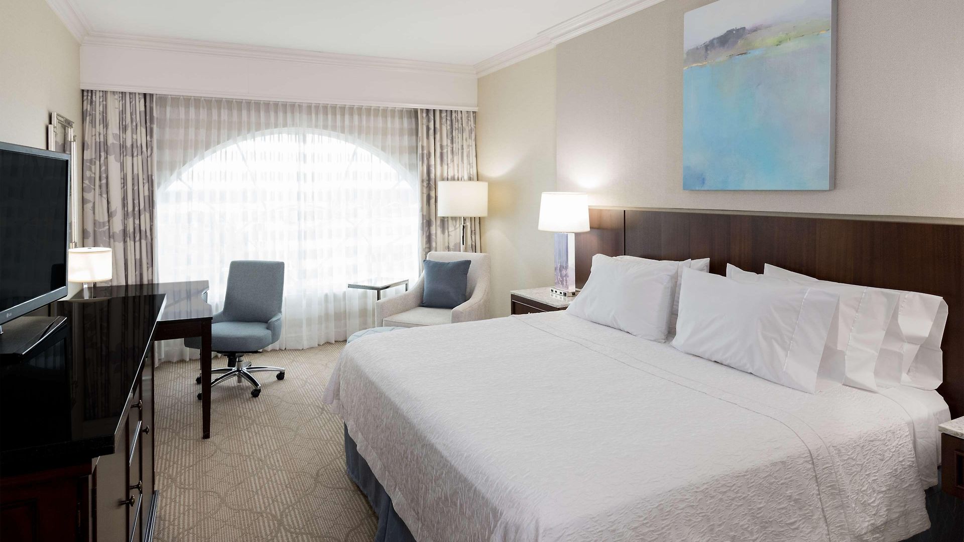 Hotel Hampton & South Park At Phillips Place