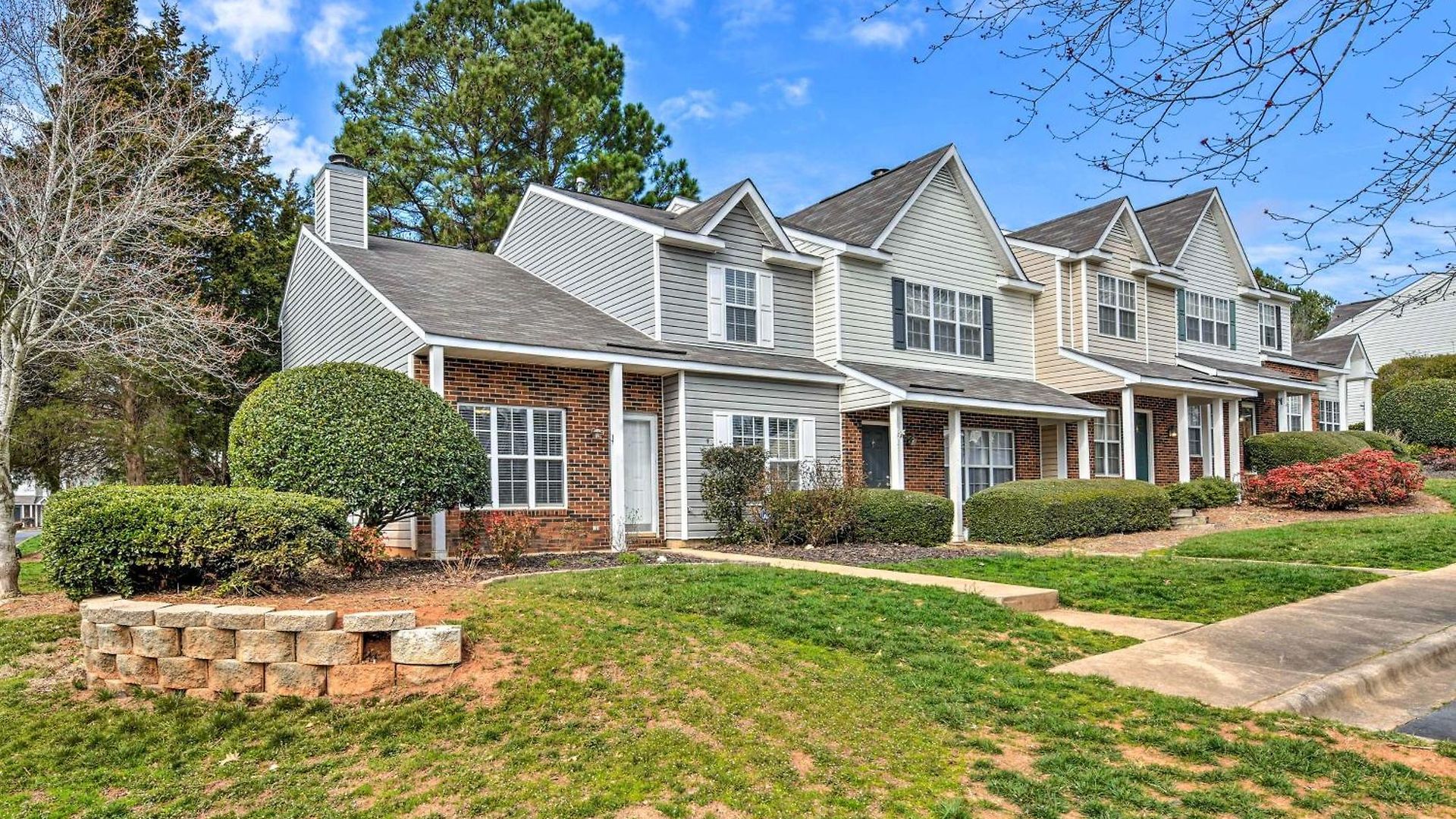 Holiday home Chic Townhome W/ Community Pool *