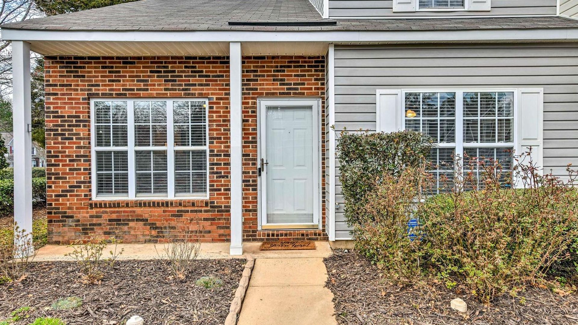 Holiday home Chic Townhome W/ Community Pool
