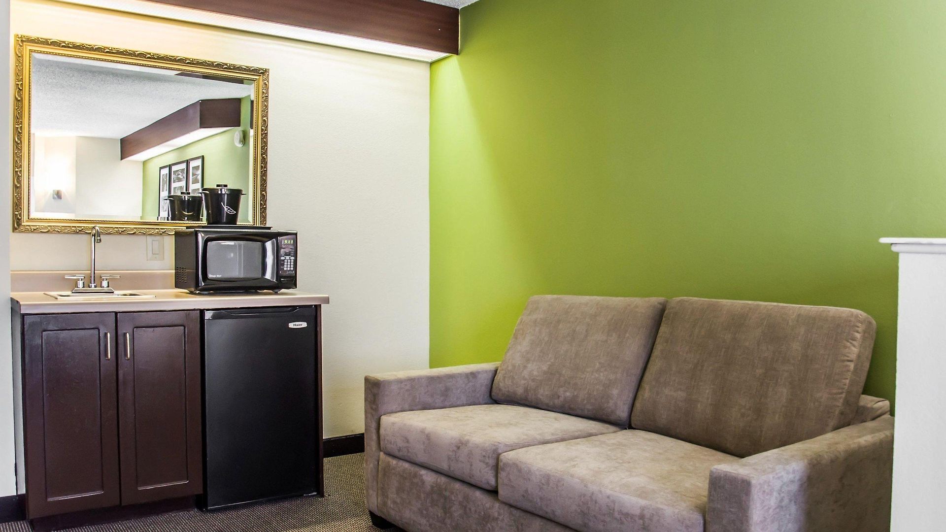 Sleep Airport - Billy Graham Parkway 3* Charlotte