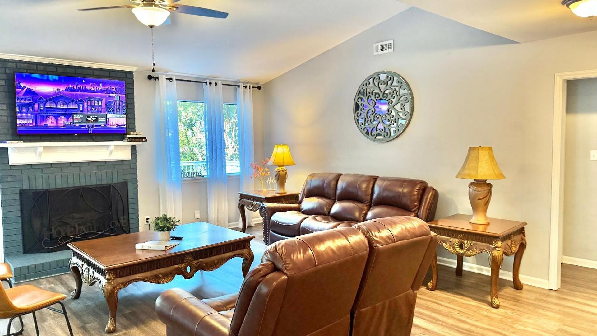 Charming Near Uptown Holiday home