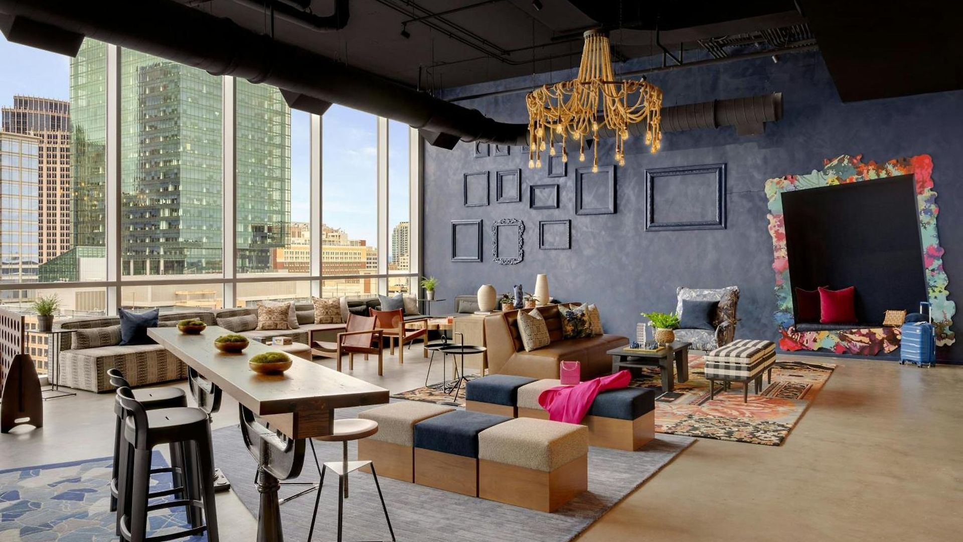 Moxy Downtown Hotel Charlotte