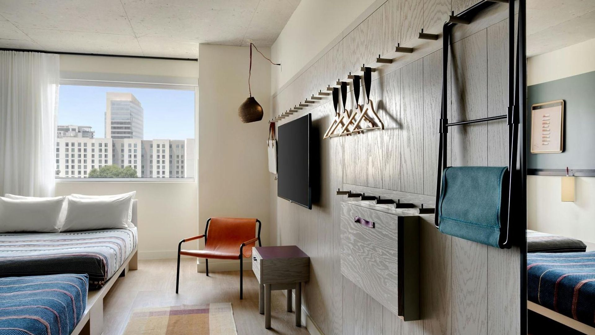 Moxy Downtown 3* Charlotte