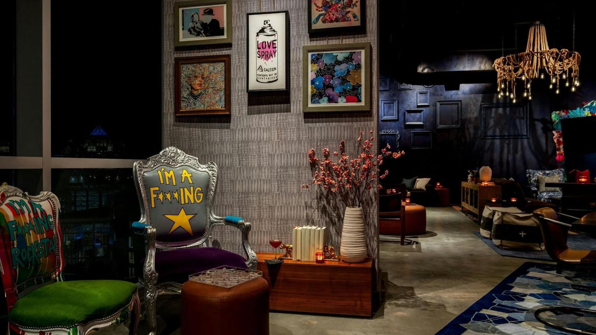 Moxy Downtown Hotel 3*