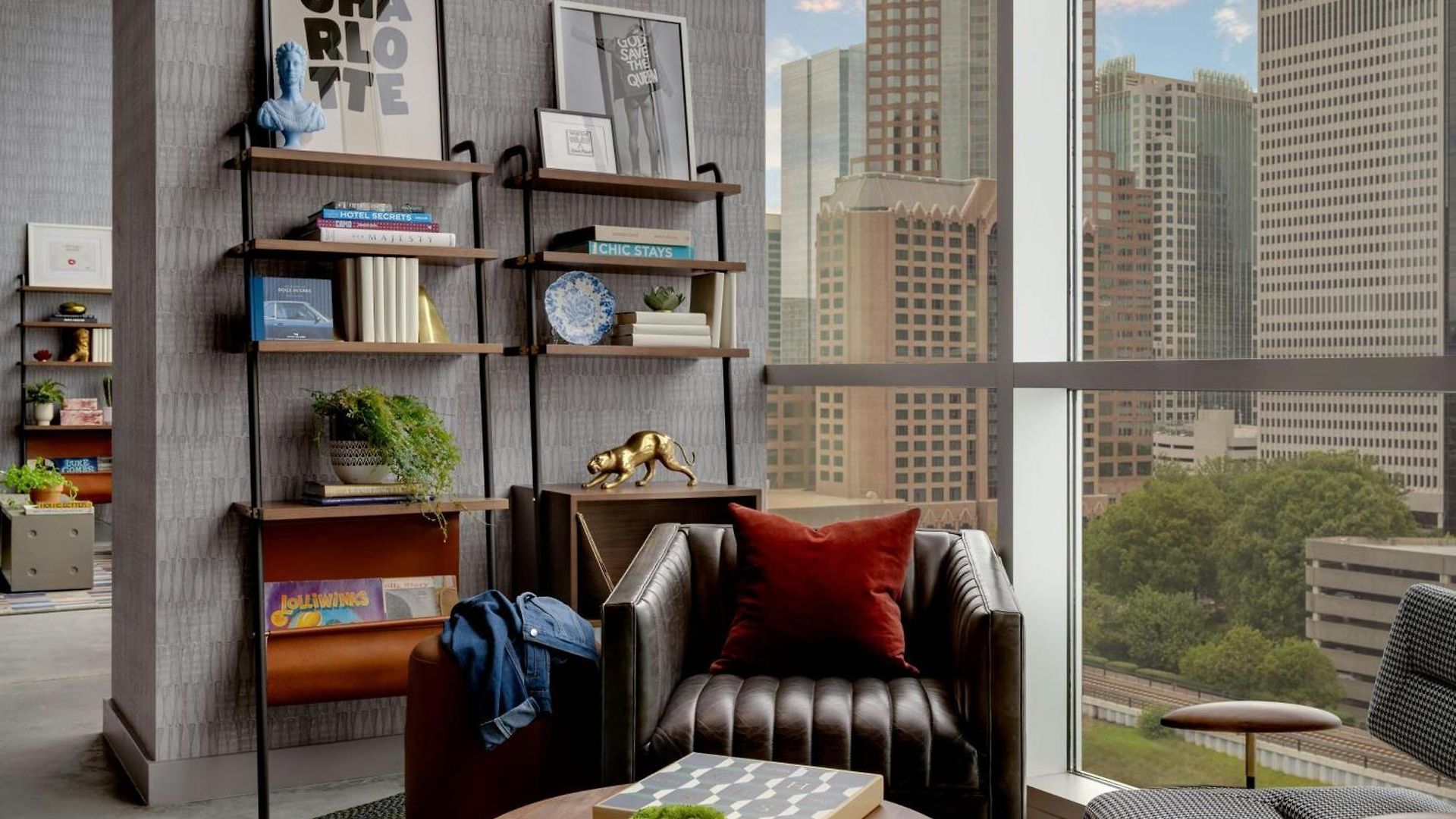 Hotel Moxy Downtown