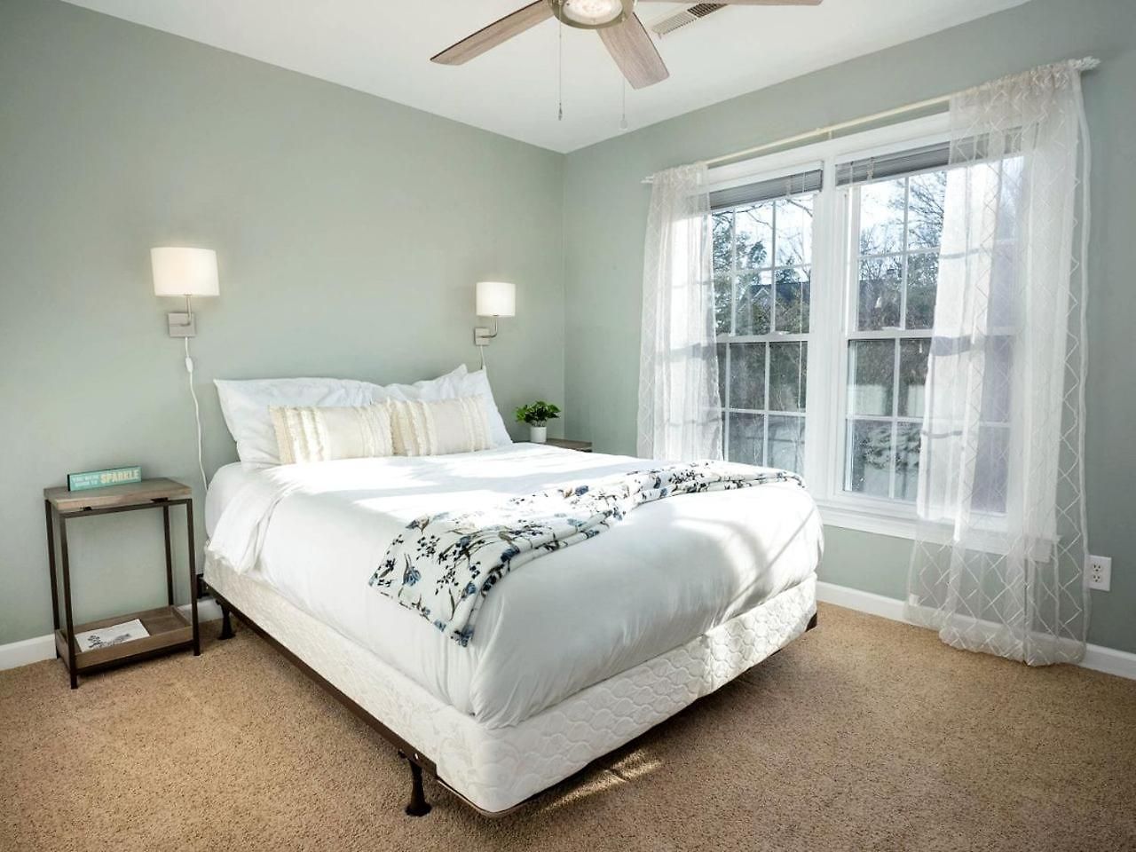 Disconnect At With Great Surroundings In Charlotte, North Carolina Holiday home *
