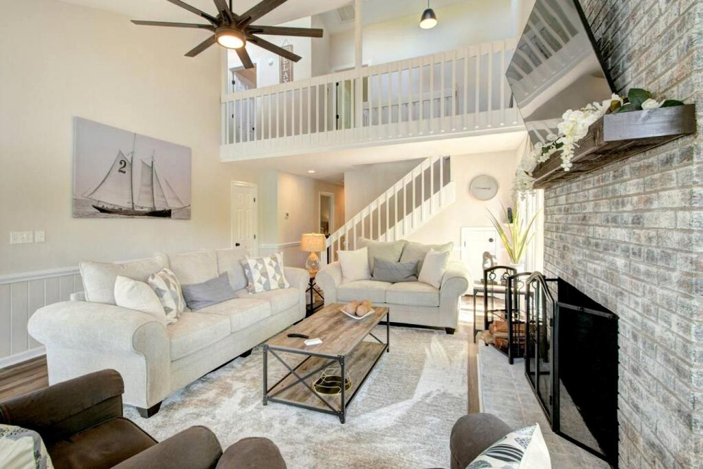 Holiday home Embrace Nature In Lakefront With Fire Pit In Charlotte, North Carolina Charlotte