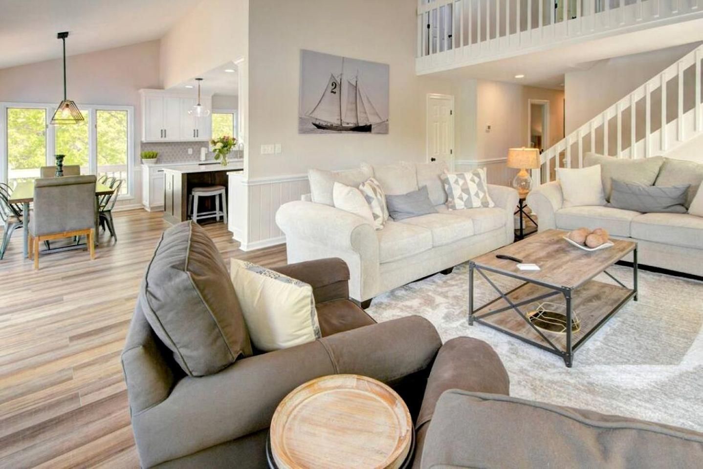 Embrace Nature In Lakefront With Fire Pit In Charlotte, North Carolina *